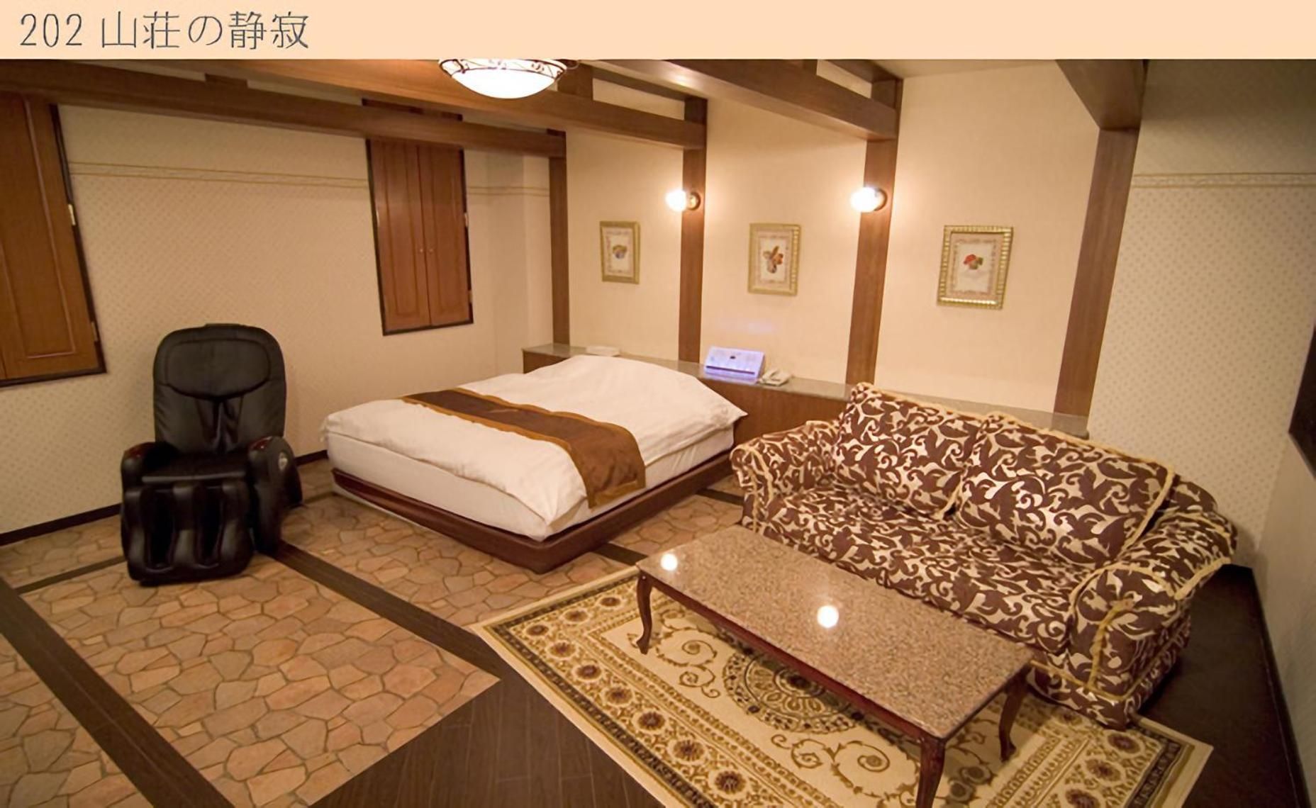 Standard King Room