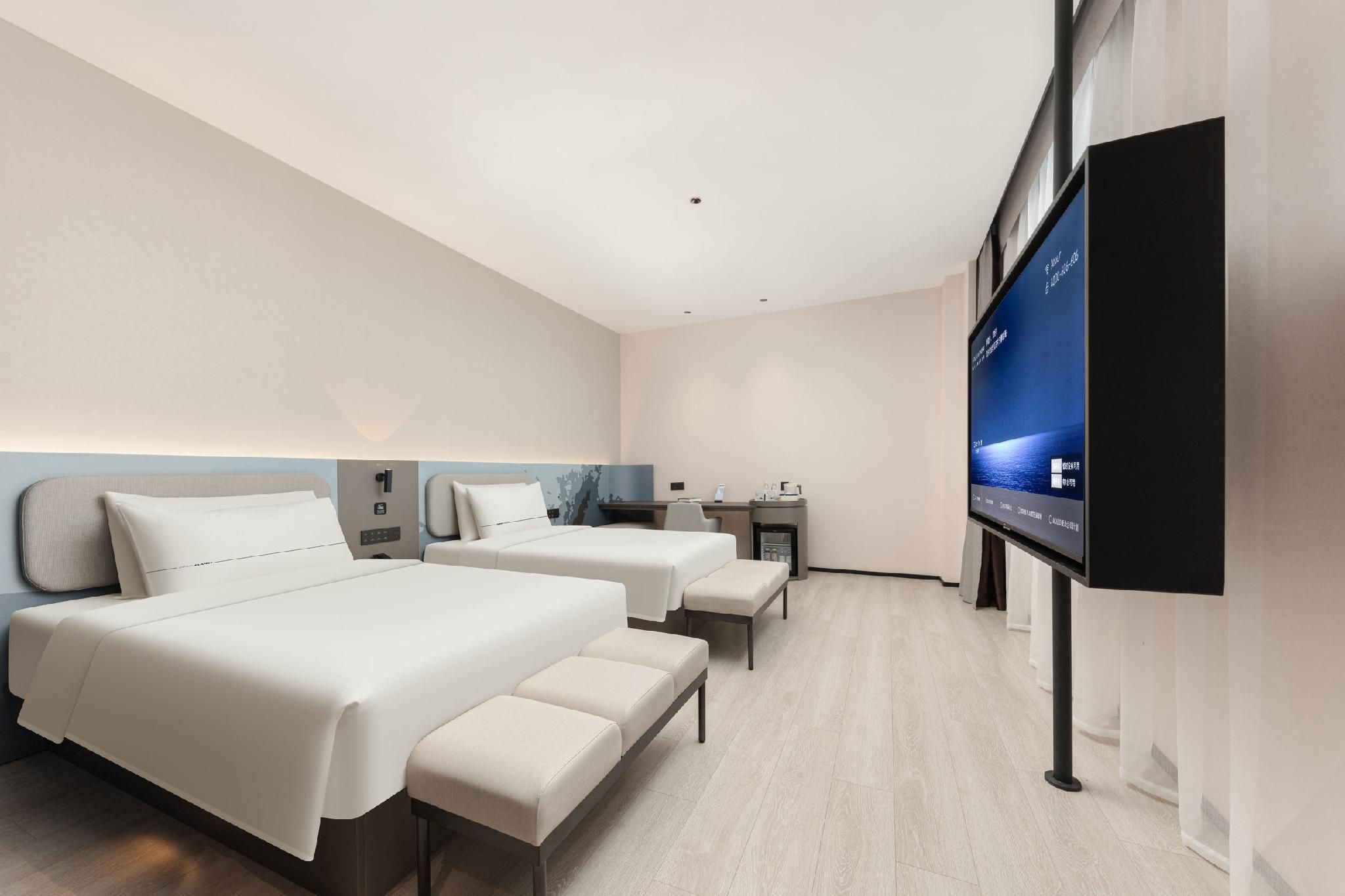 Standard Twin Bed Room