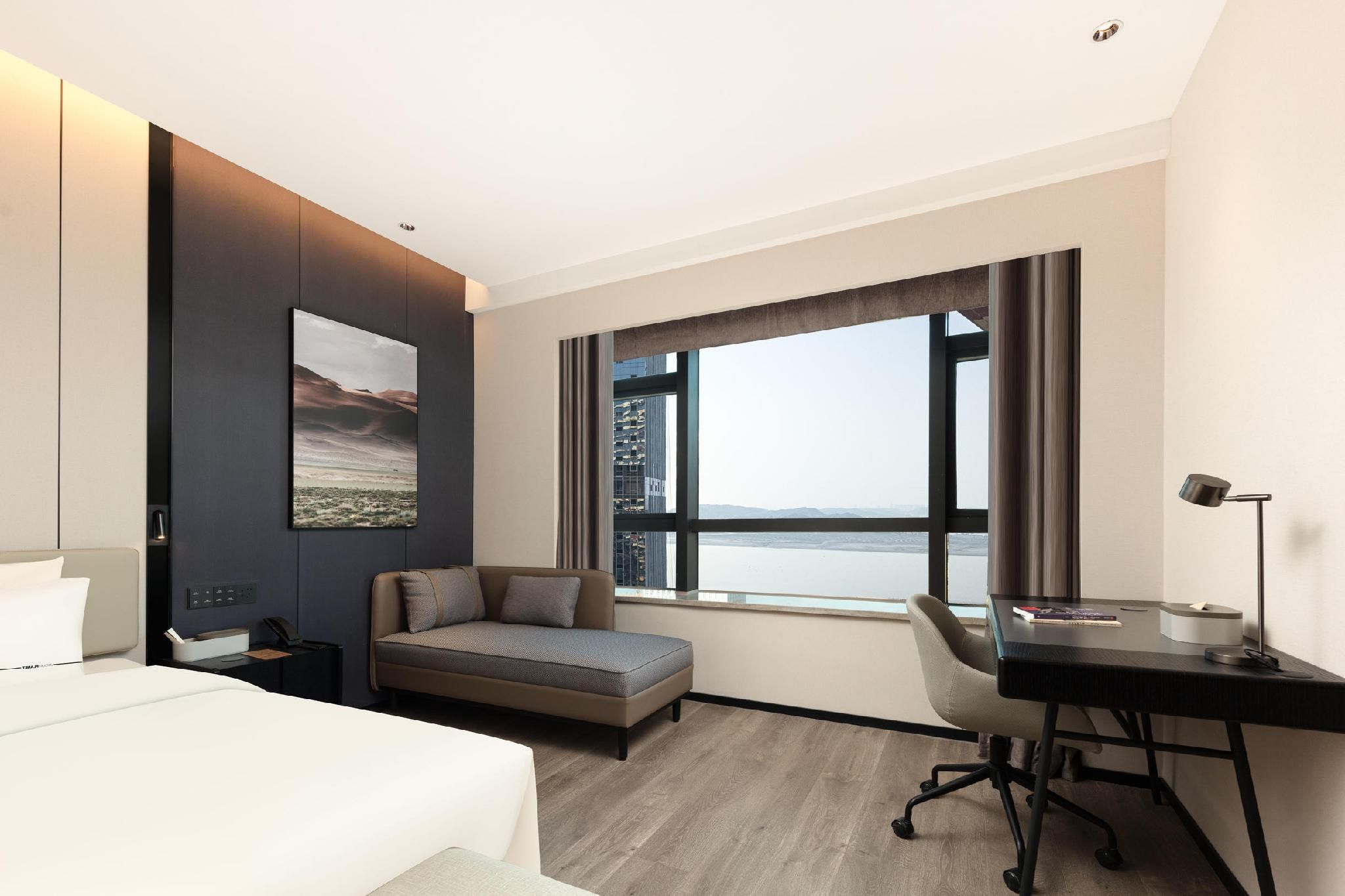 Premium Sea View Queen Room