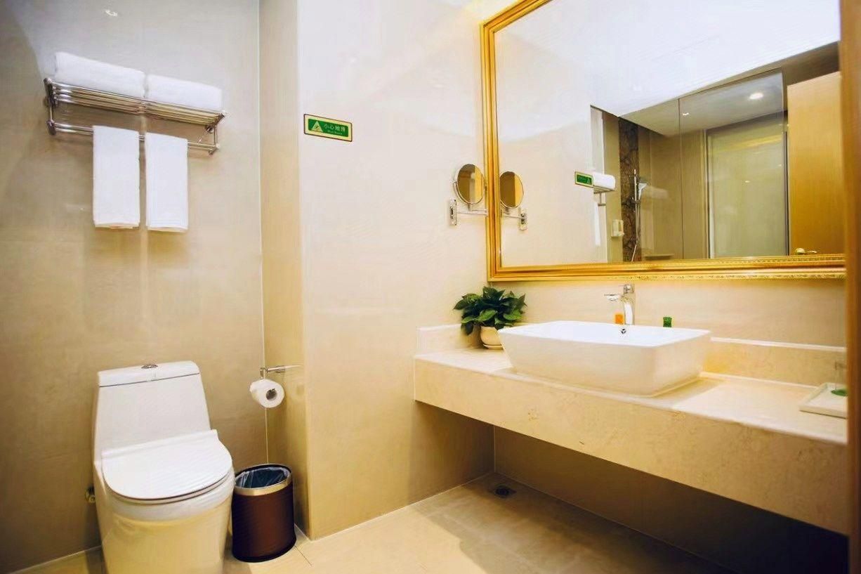 WH - Superior Bed Room