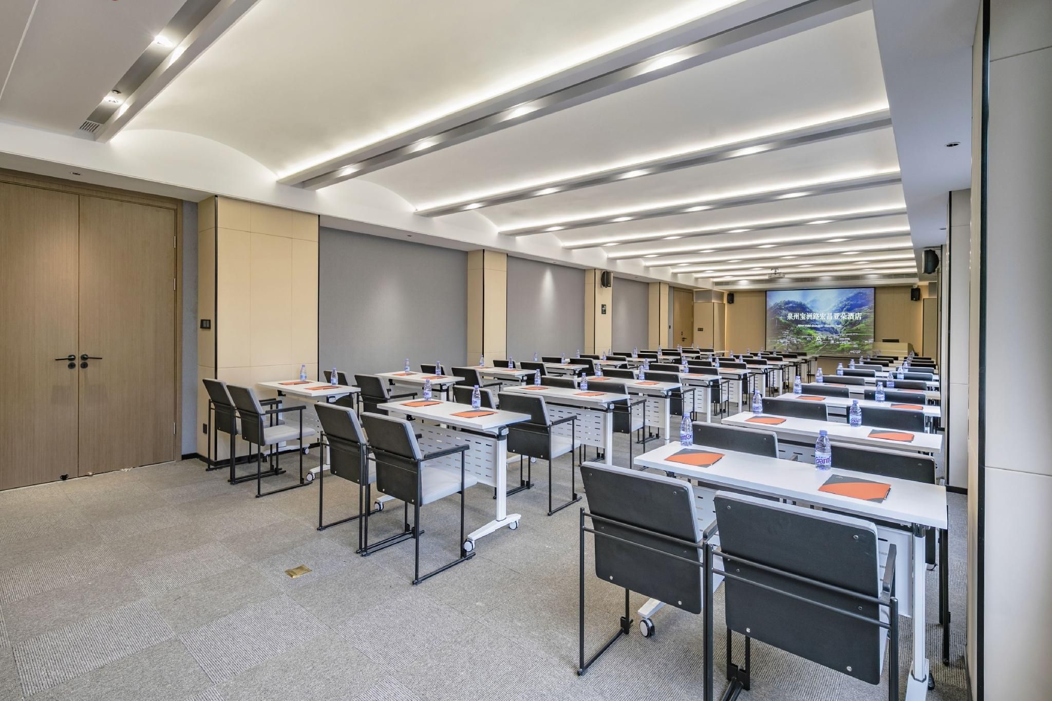 meeting room / ballrooms