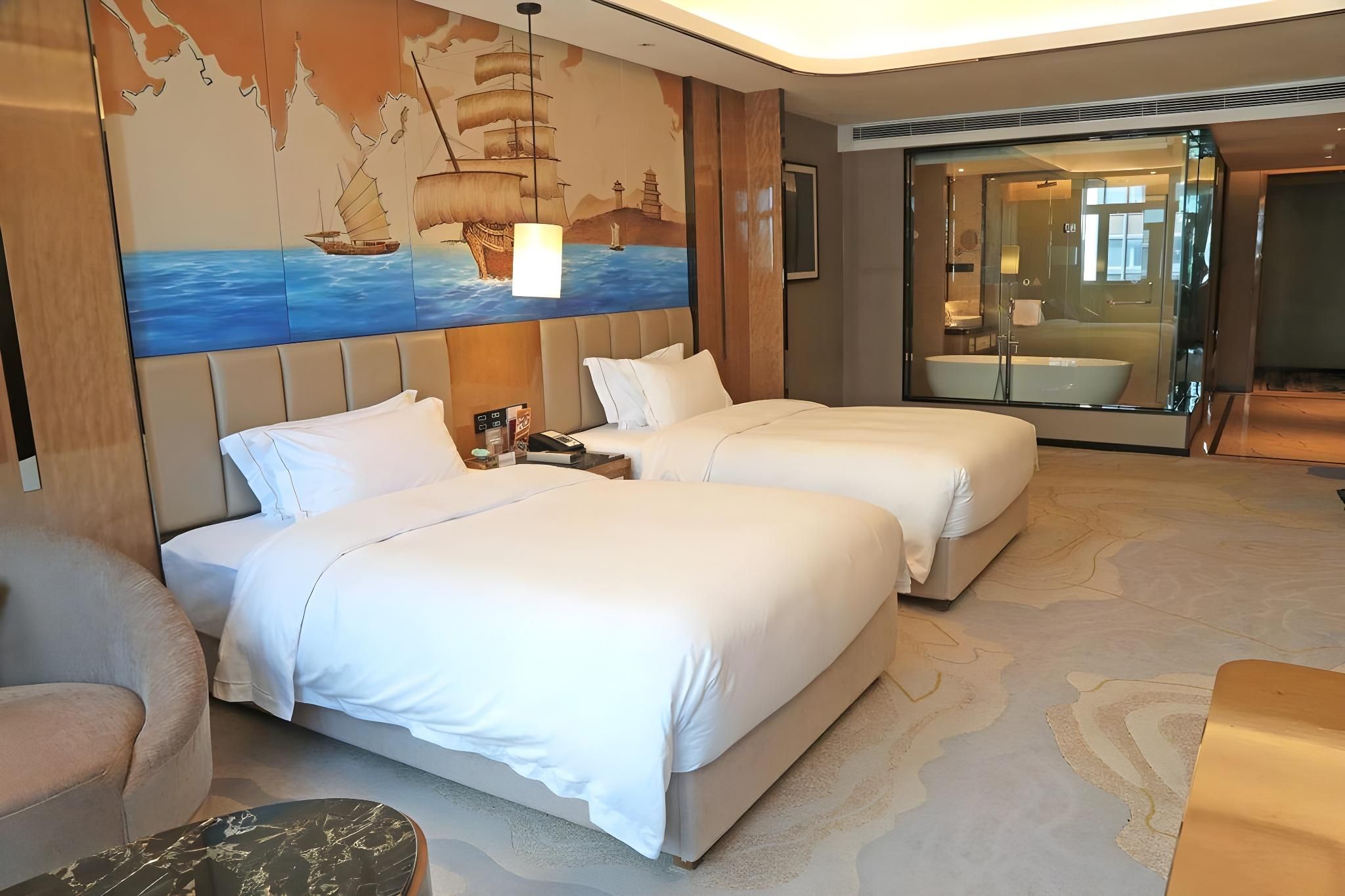 Deluxe Twin Room with City View
