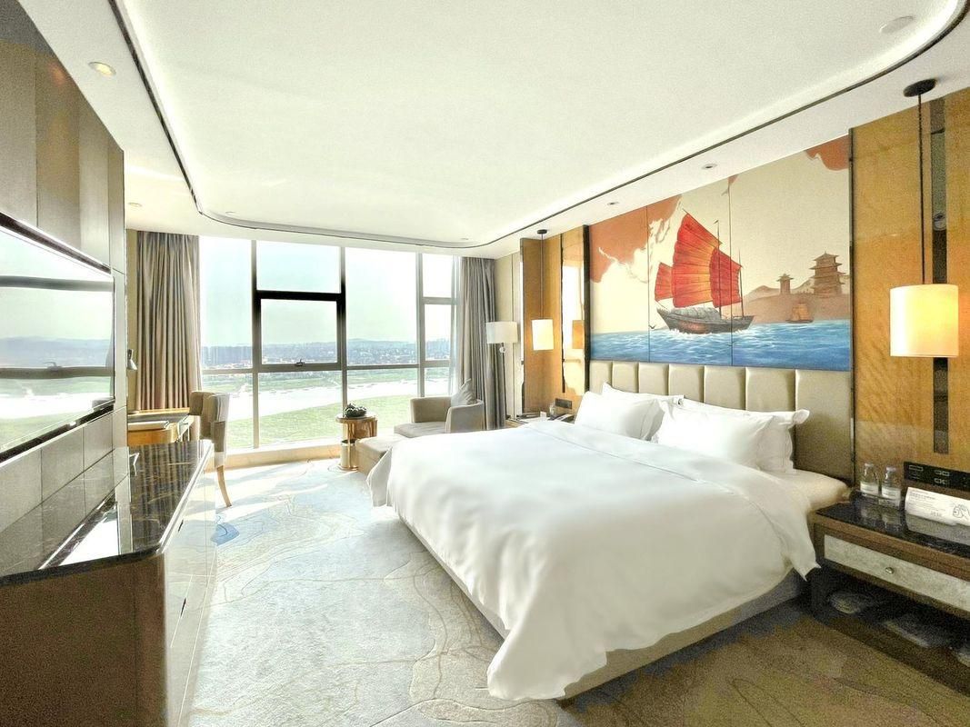 Deluxe King Room with River View
