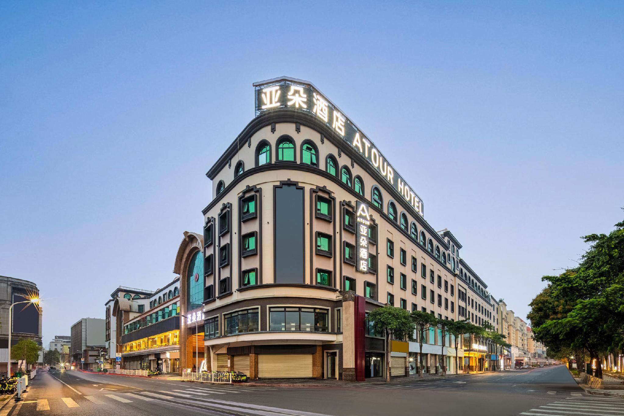 Atour Hotel Quanzhou Jinjiang Airport Sunshine Road