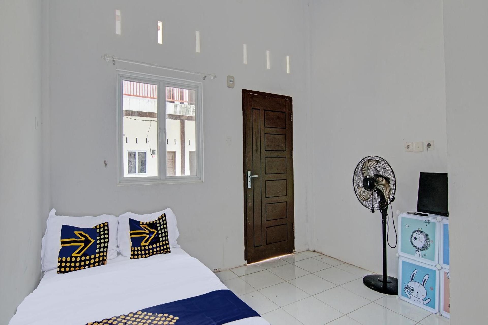 Small Single Room