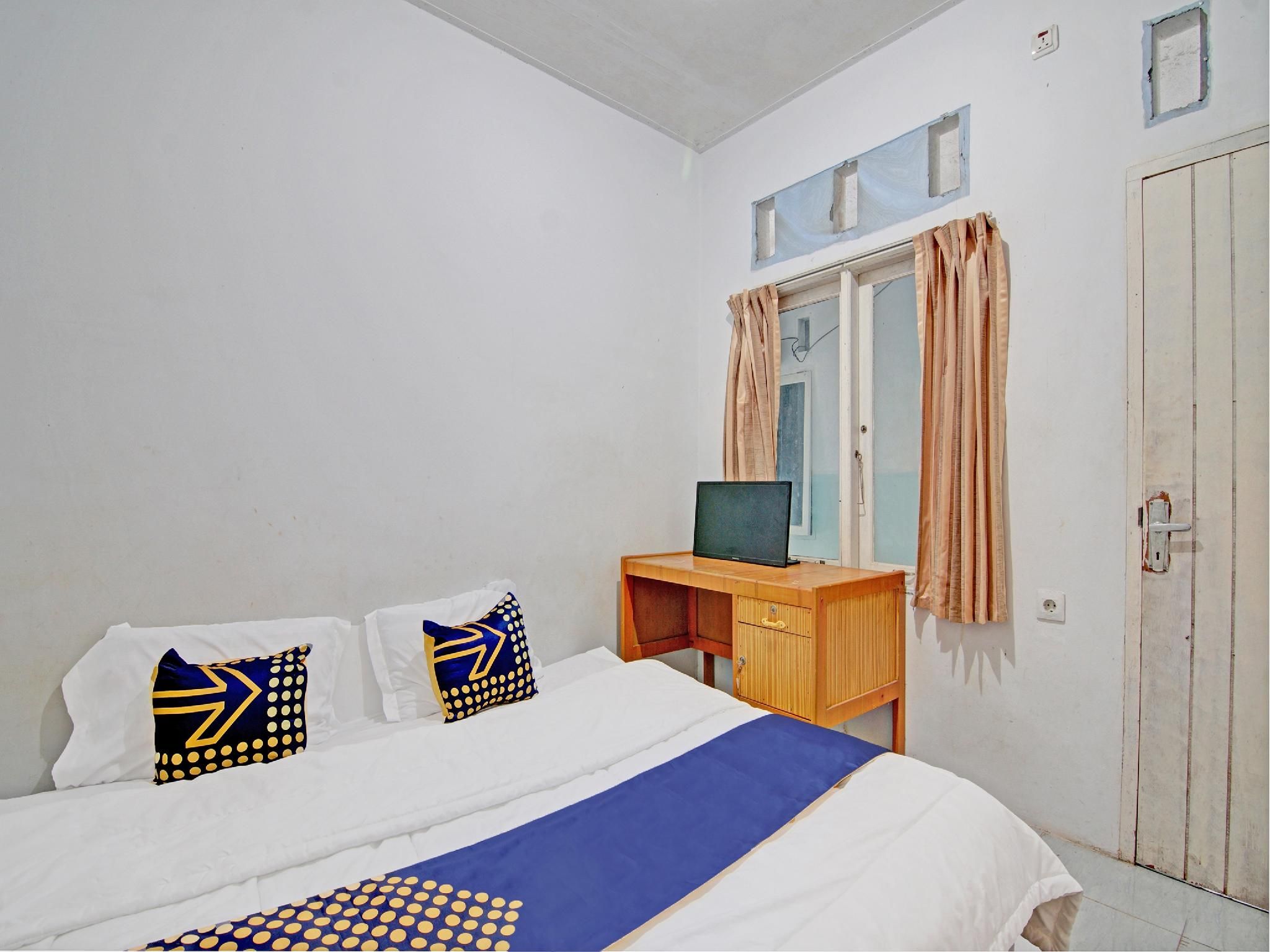 Double Room without Air Conditioning