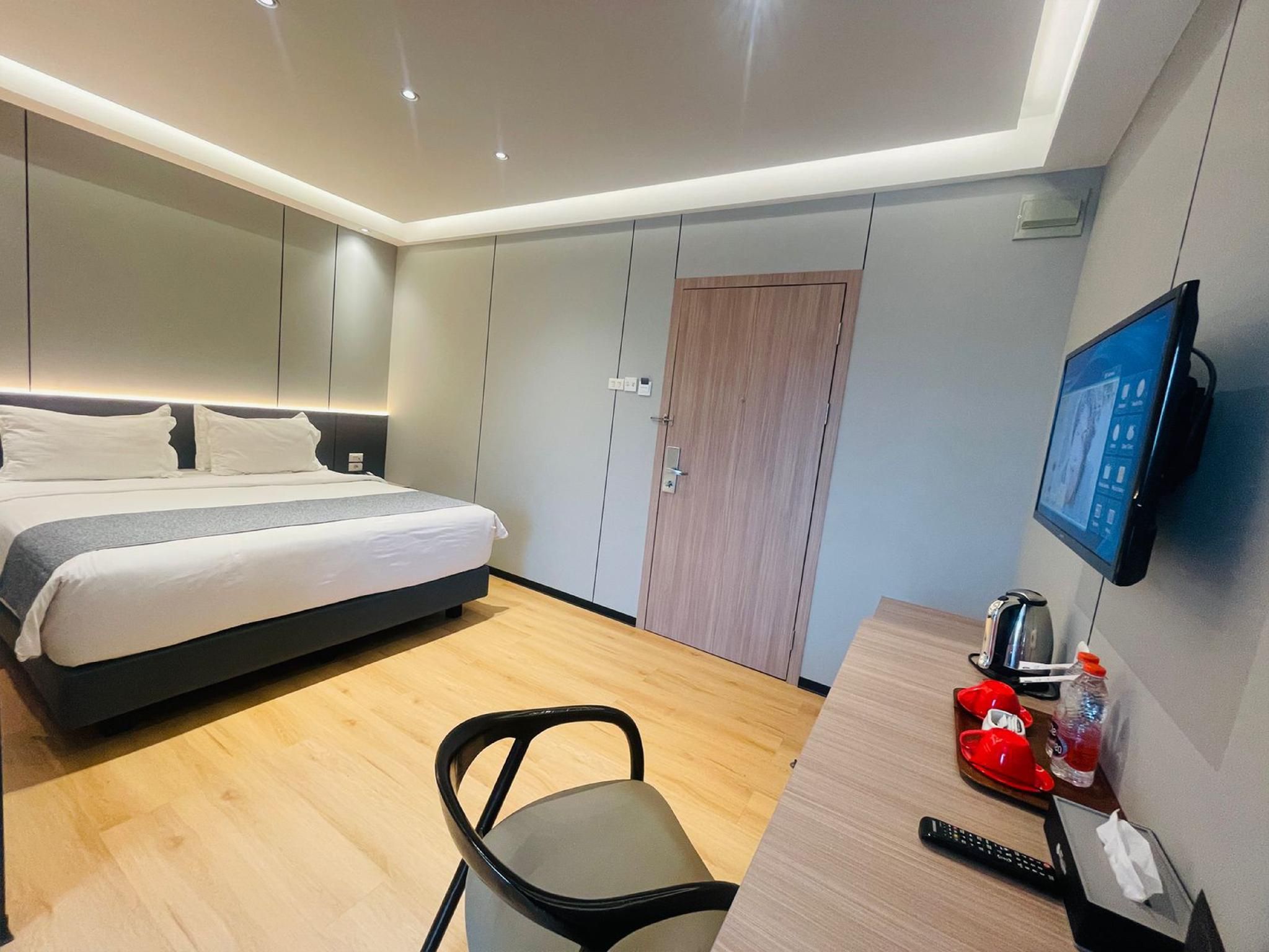 New Hollywood Hotel Superior Double