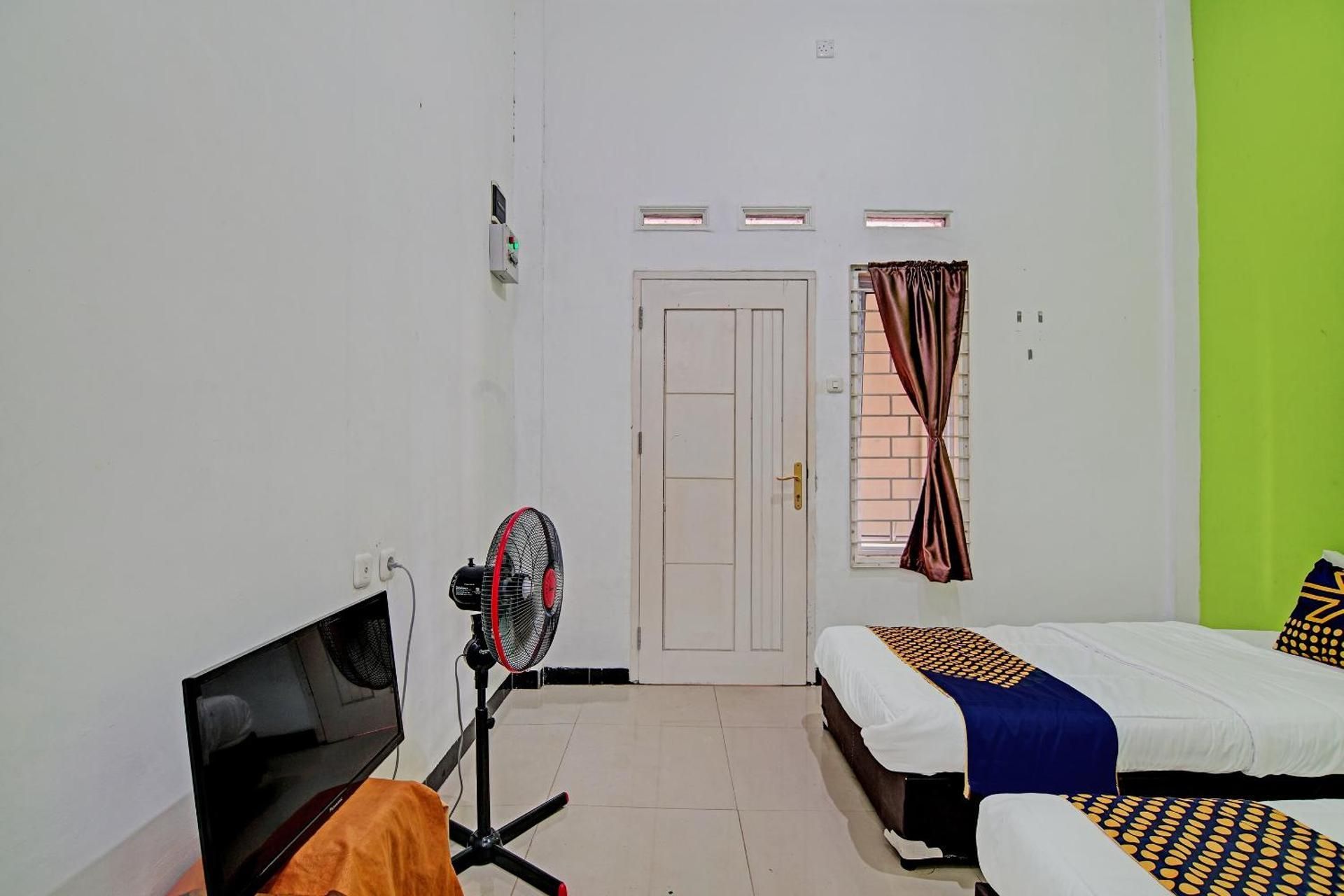 Economy Twin Room