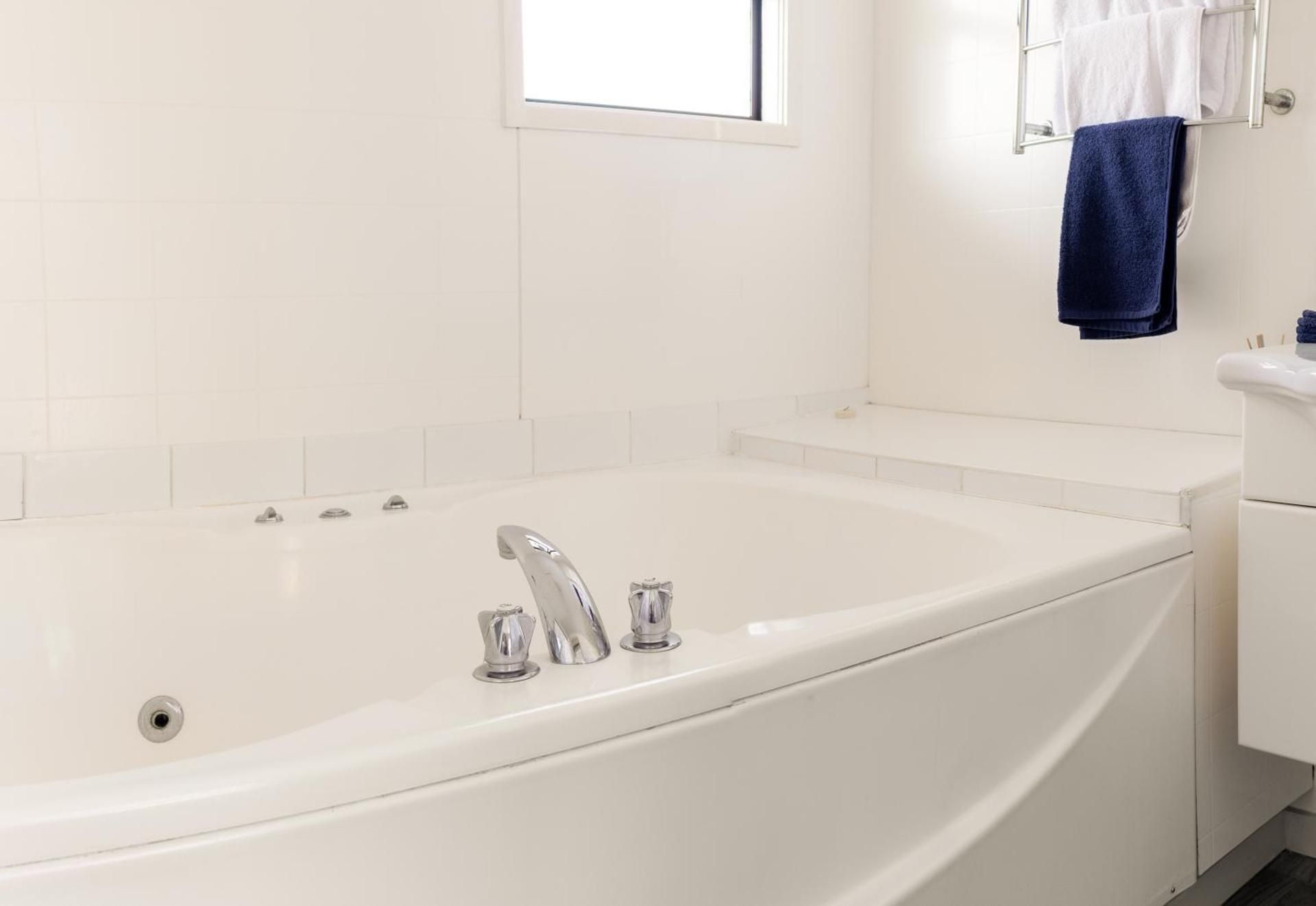 One-Bedroom Apartment with Spa Bath