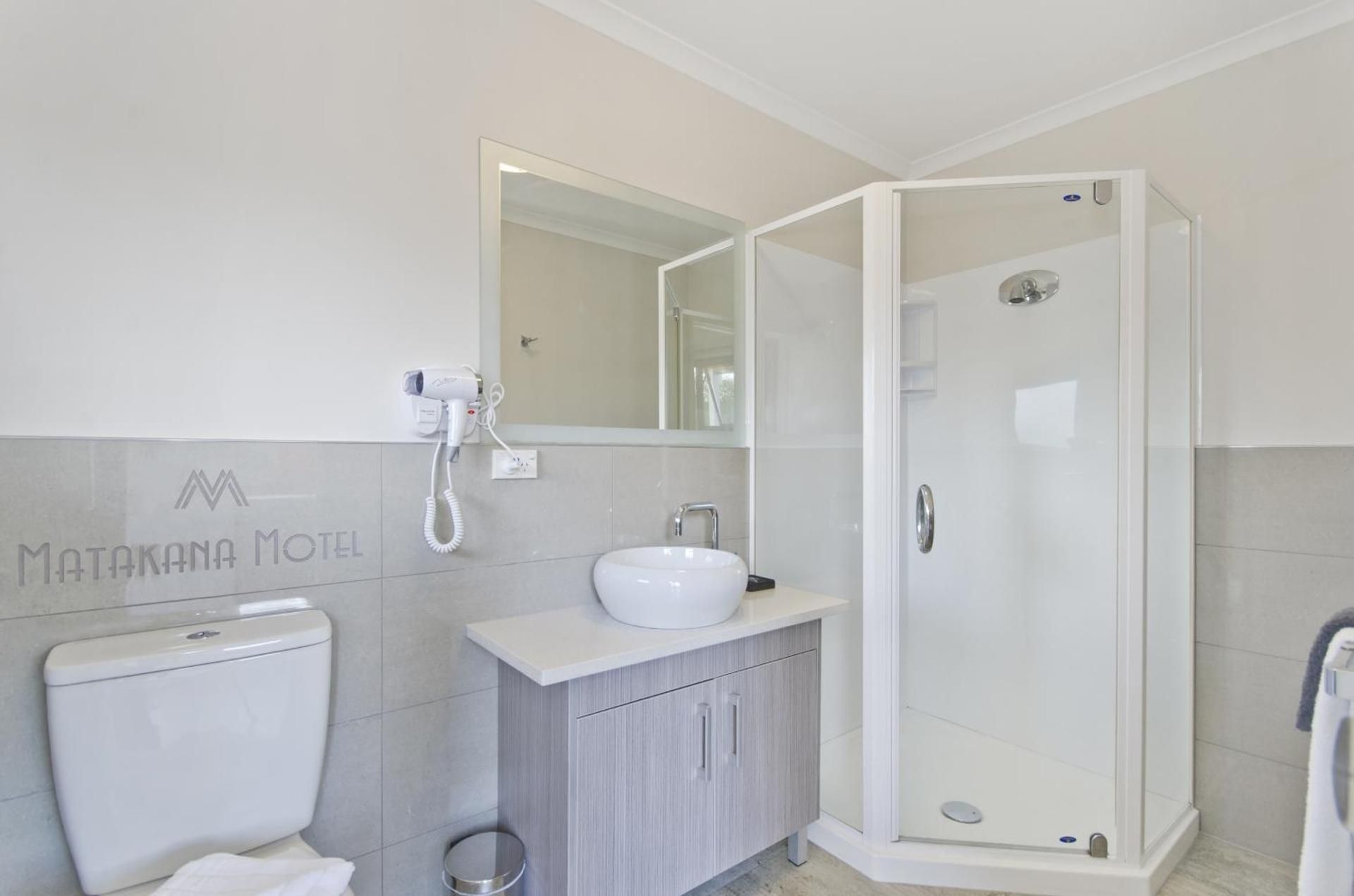 Two story 2Bed unit 4Beds L
