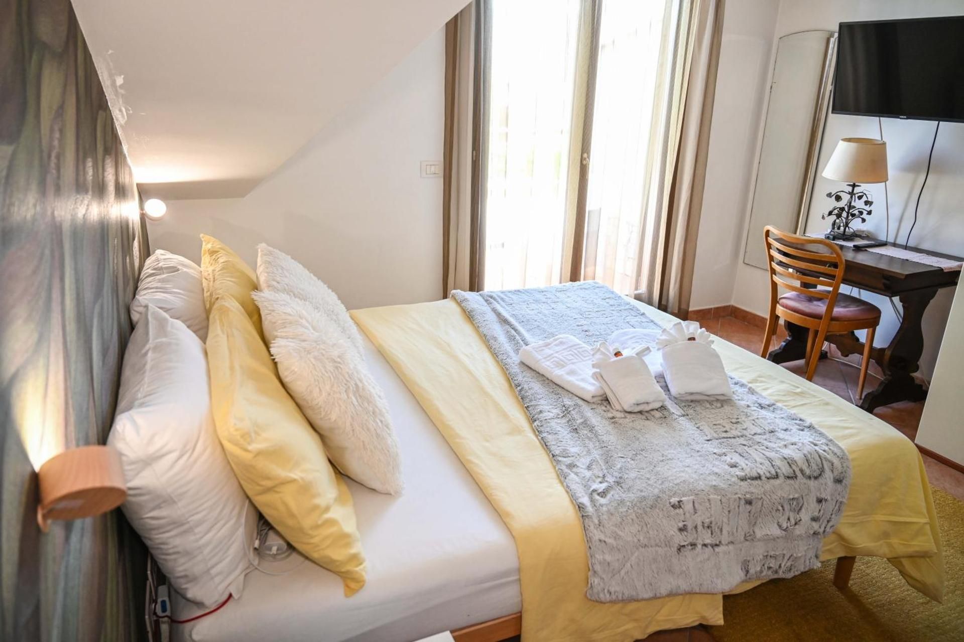 Double Room with Balcony