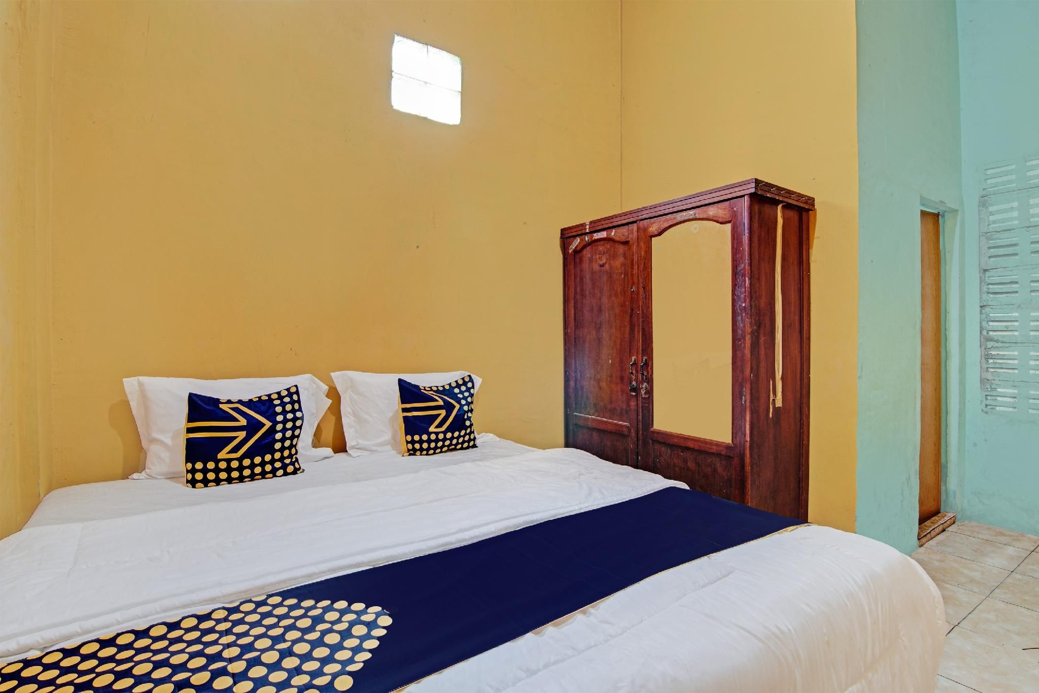 Double Room without Air Conditioning