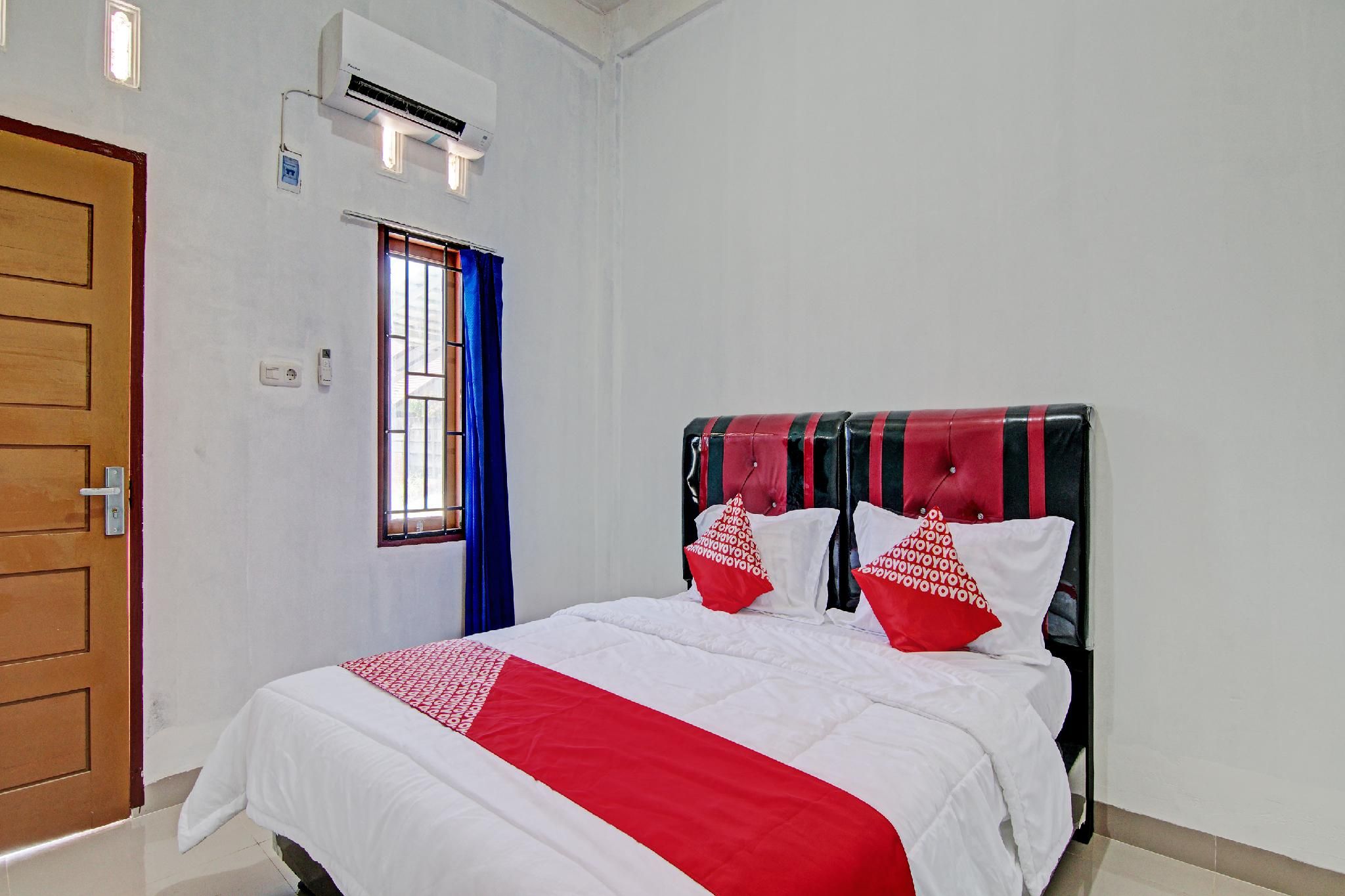 Deluxe Double Room for 2 Adults and 1 Child