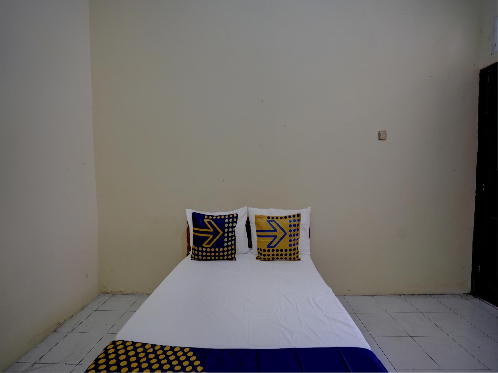 Double Room without Air Conditioning