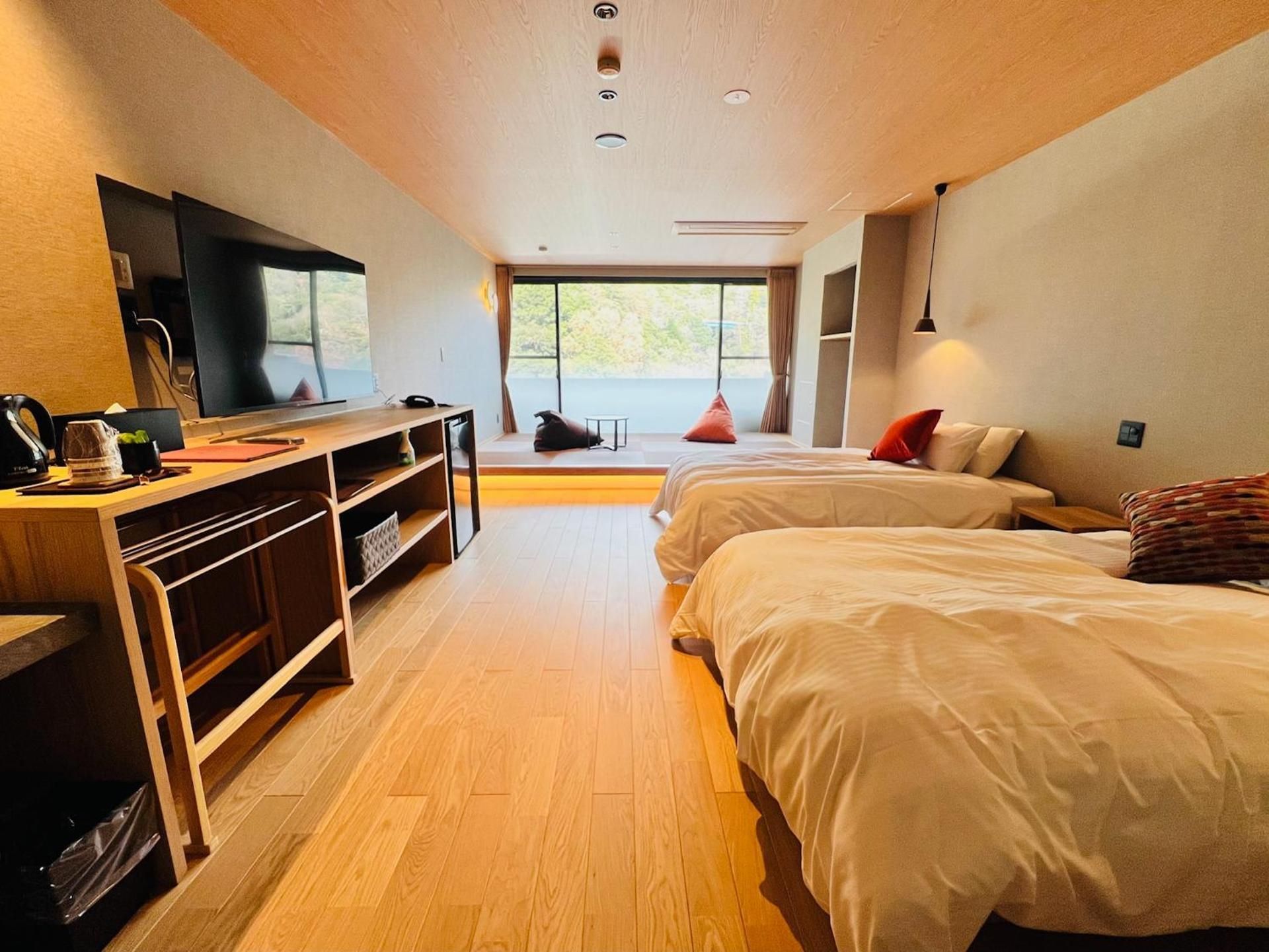 Japanese-Style Room