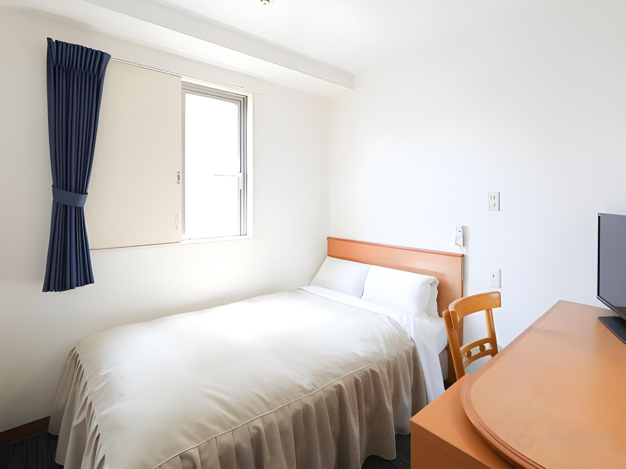 Double Room with Small Double Bed - Non-Smoking