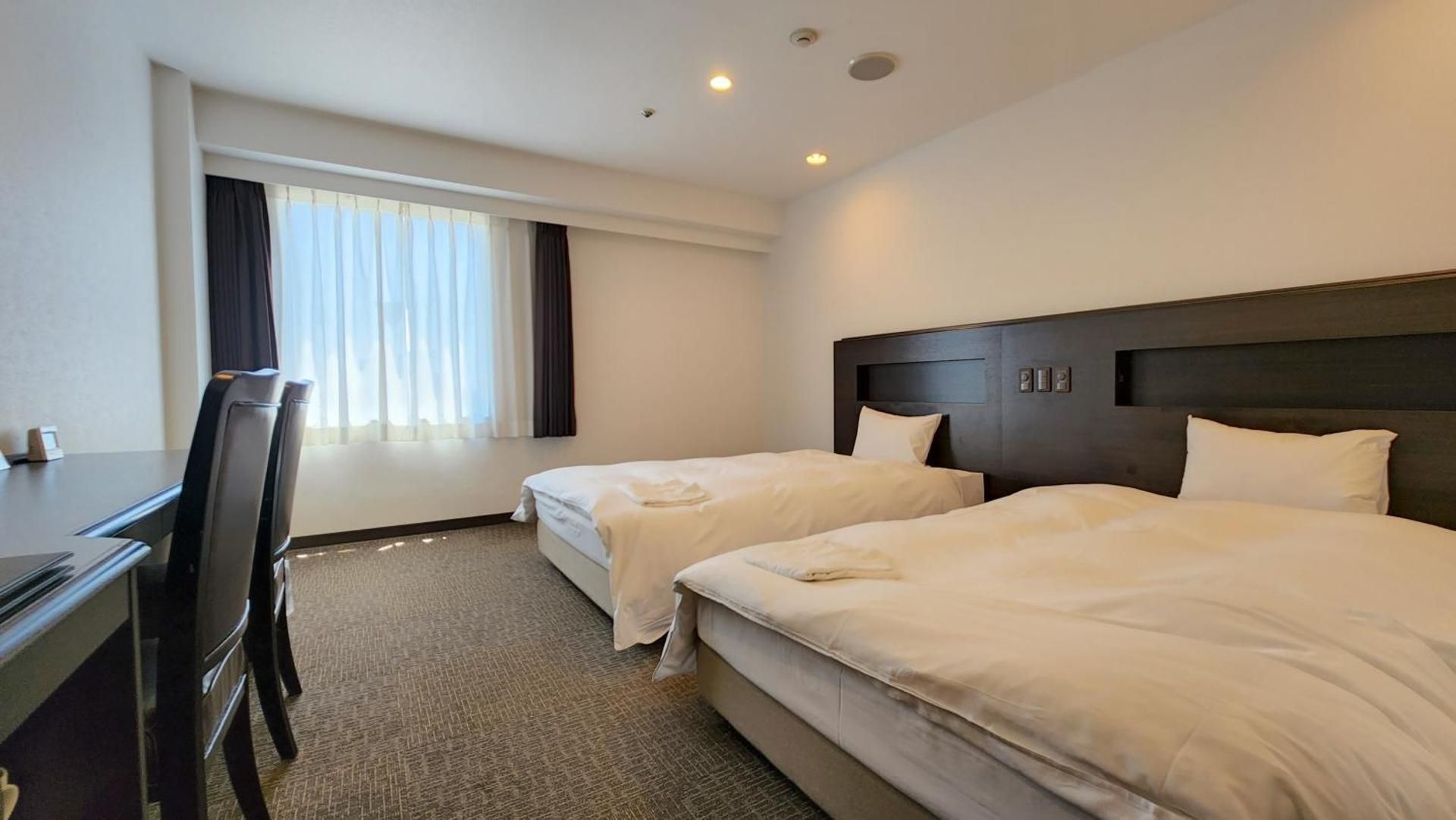 Twin Room - Non-Smoking