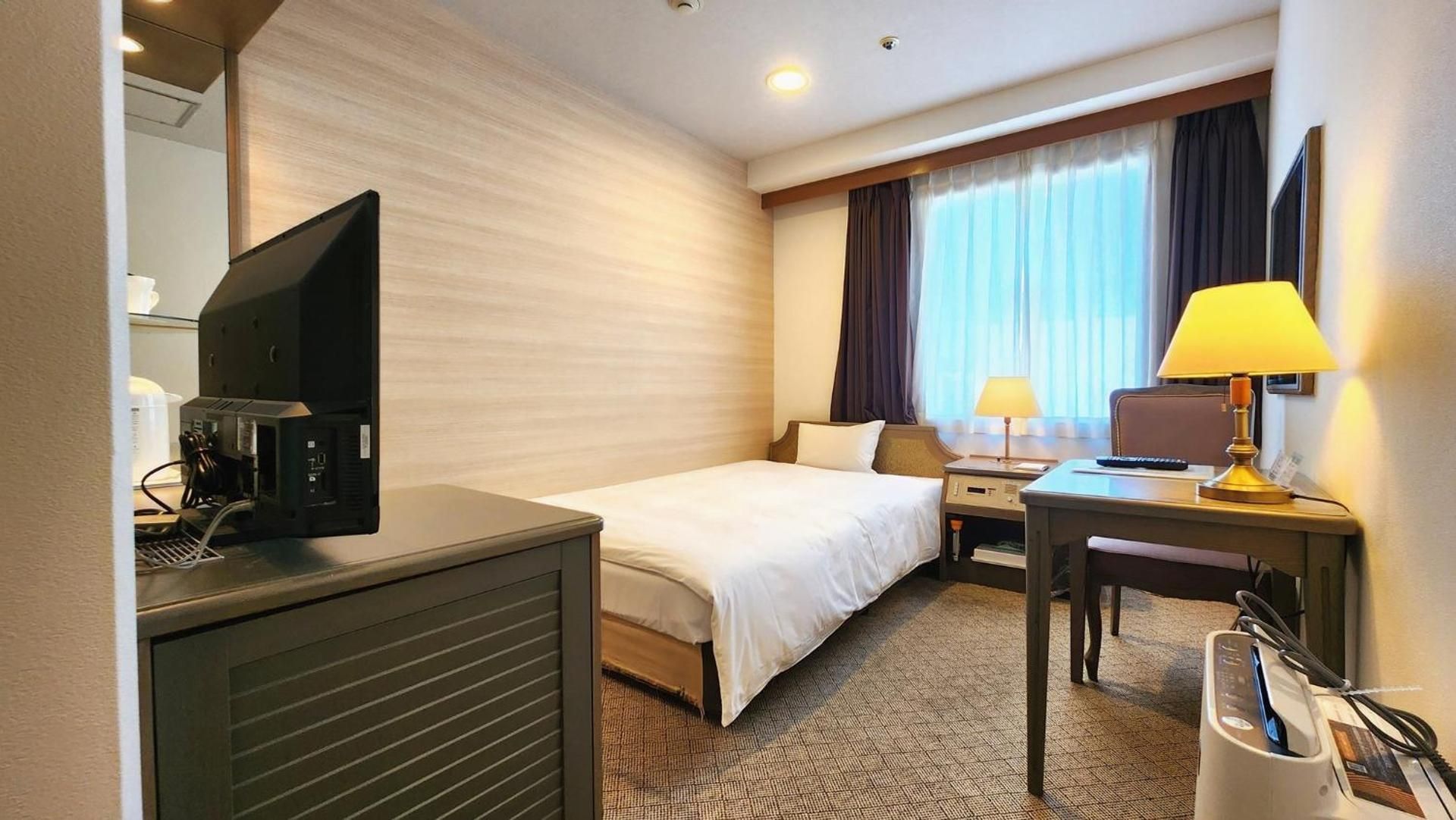 Double Room with Small Double Bed - Non-Smoking