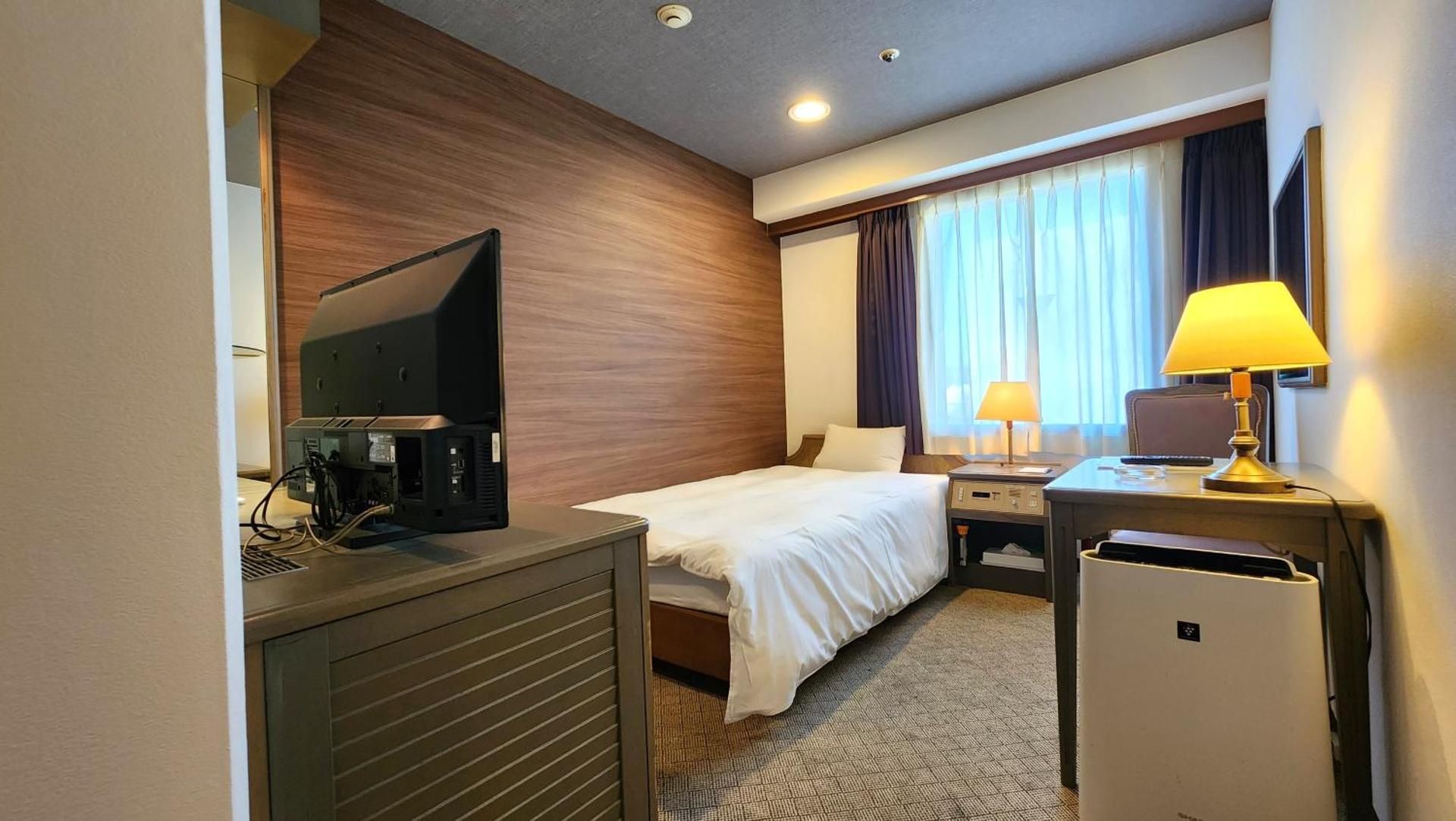 Double Room with Small Double Bed - Smoking