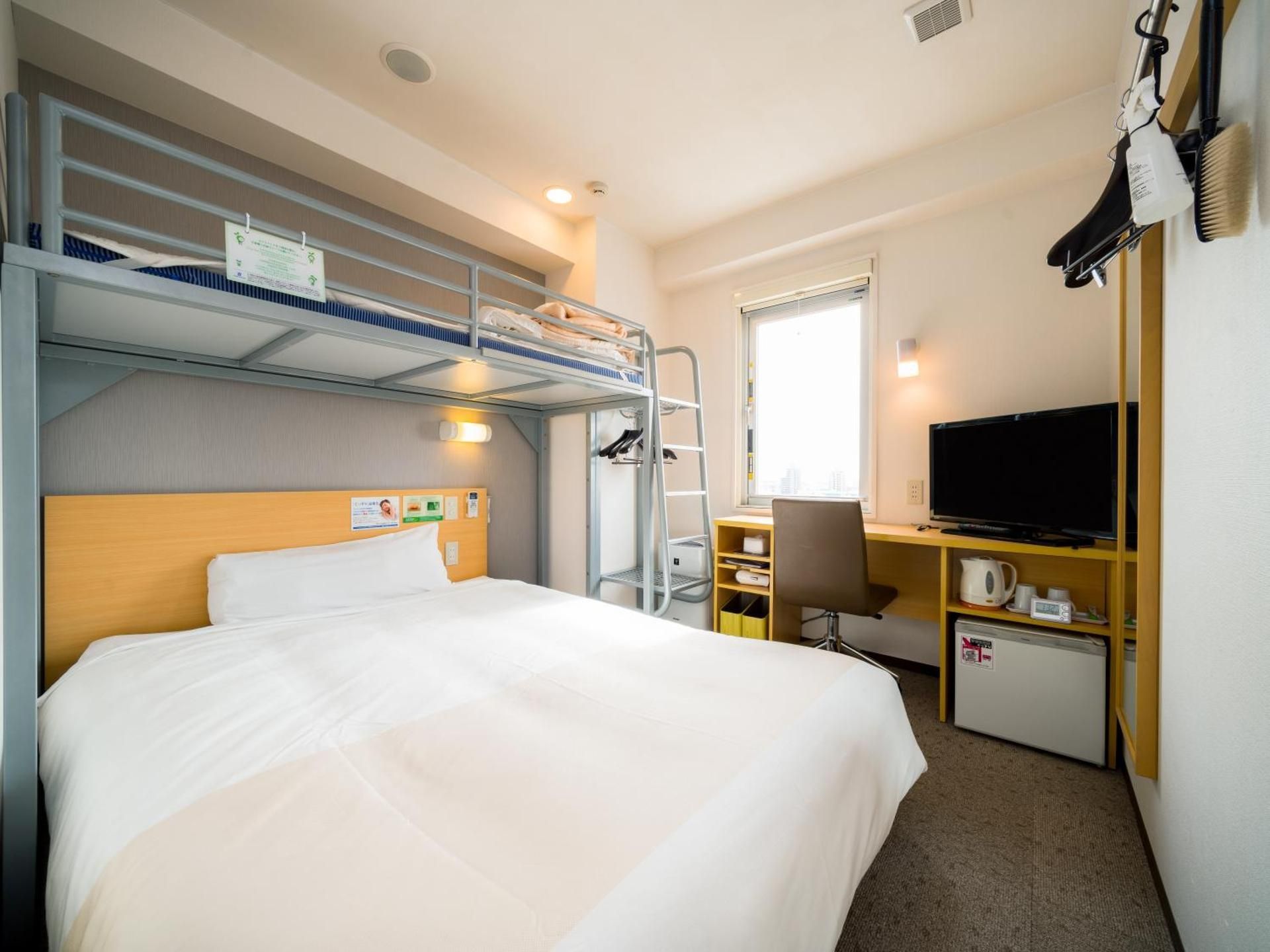 Room with Double Bed and Bunk Bed  - Smoking