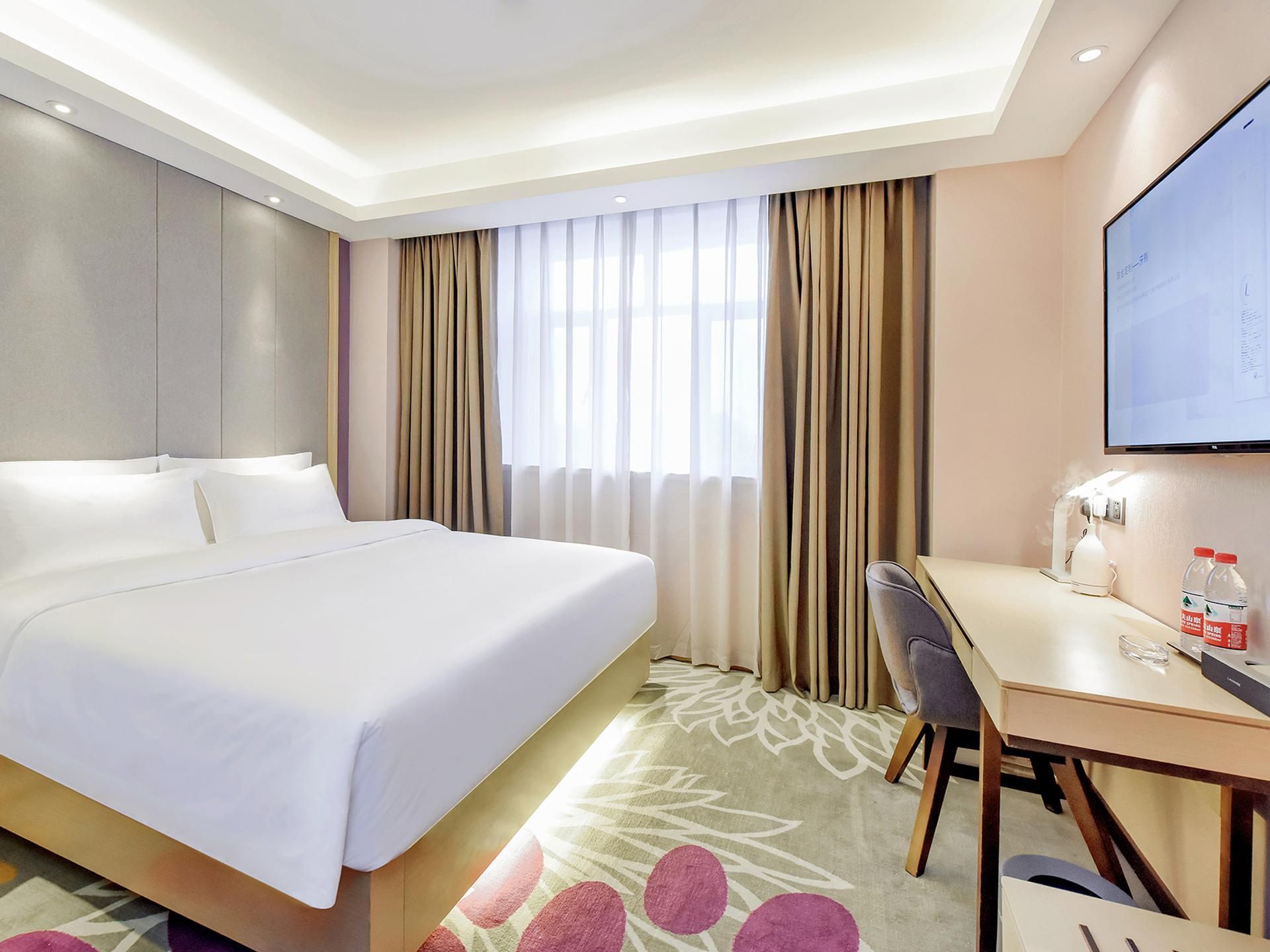 WH - Deluxe Bed Room