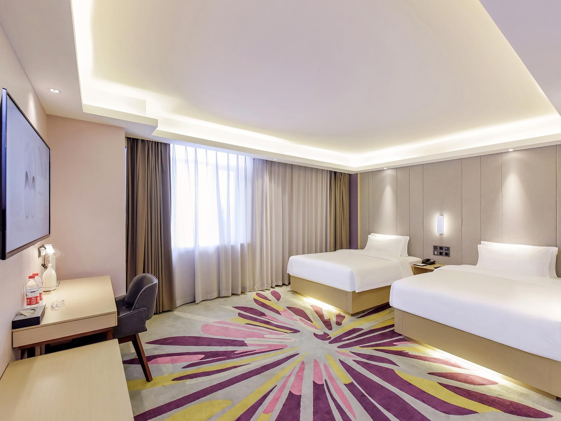 WH - Deluxe Room Twin