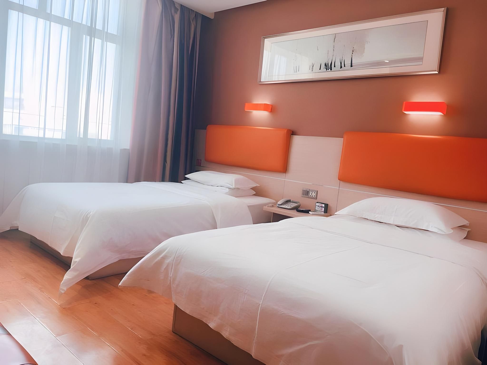 Featured Twin Room