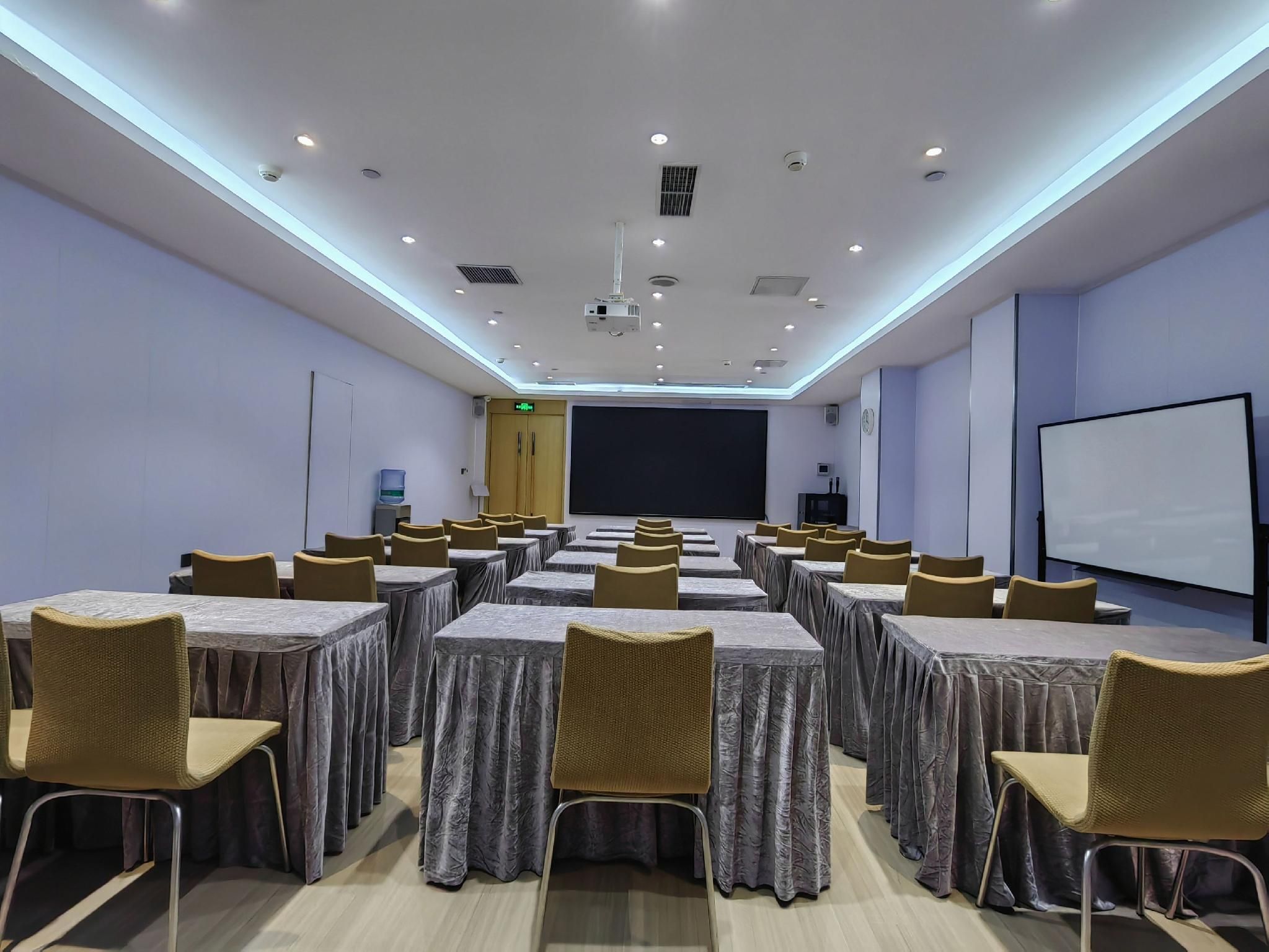 c260dd092ba5d9a57ff847b57047ef02