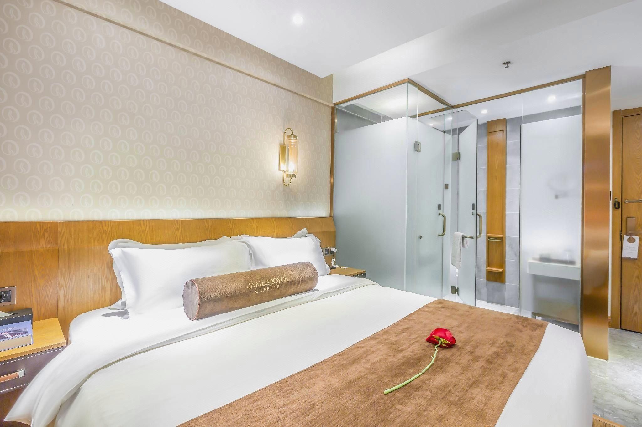 James Joyce - Feifan Bed Room