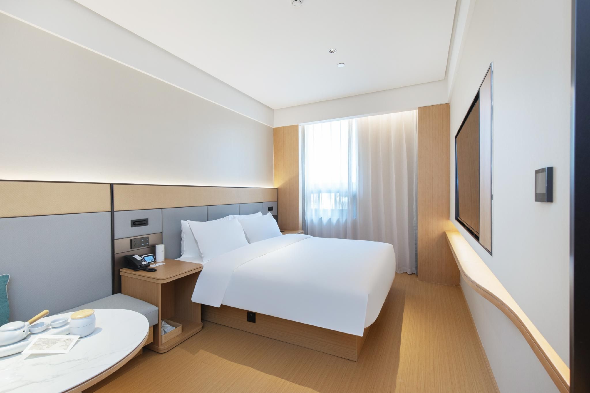 Ji Hotel Xiong'an Xiongxian Xiongzhou Road Huazhu - Room With Bed