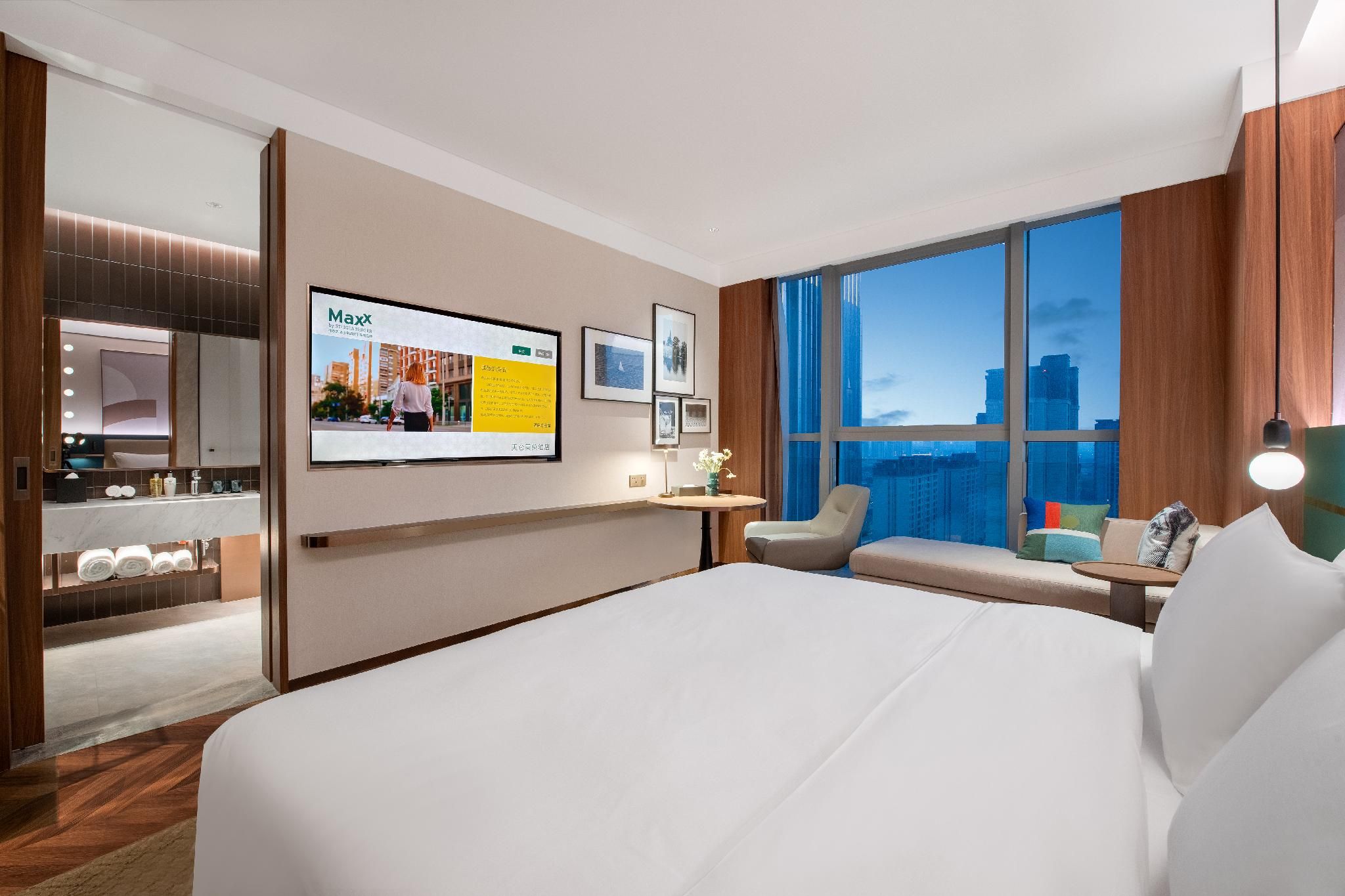 Huazhu - Deluxe Bed Room