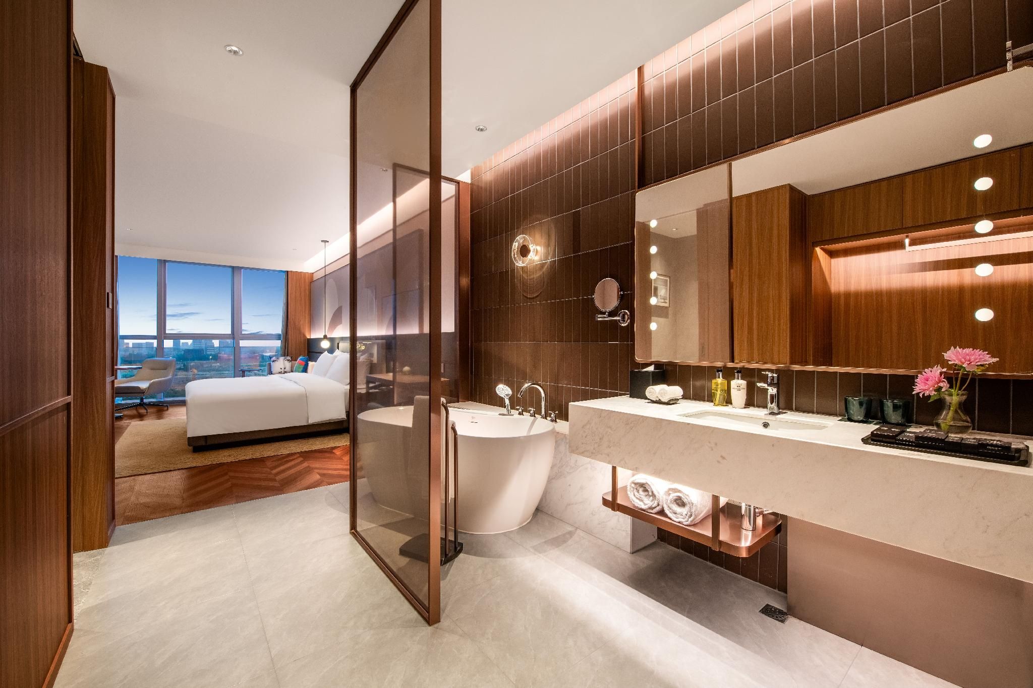 Huazhu - Executive Bed Room