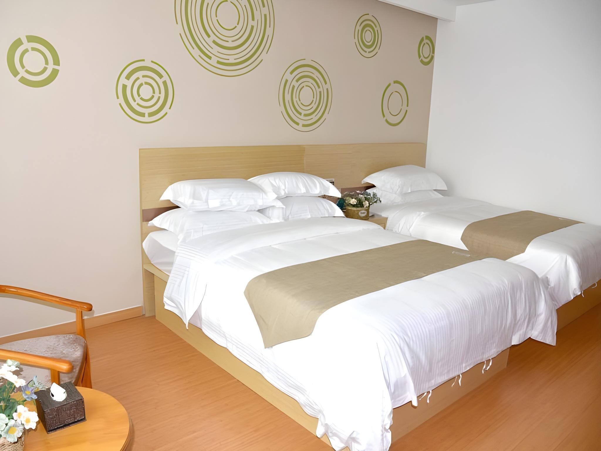 2 Bed Twin Superior Room