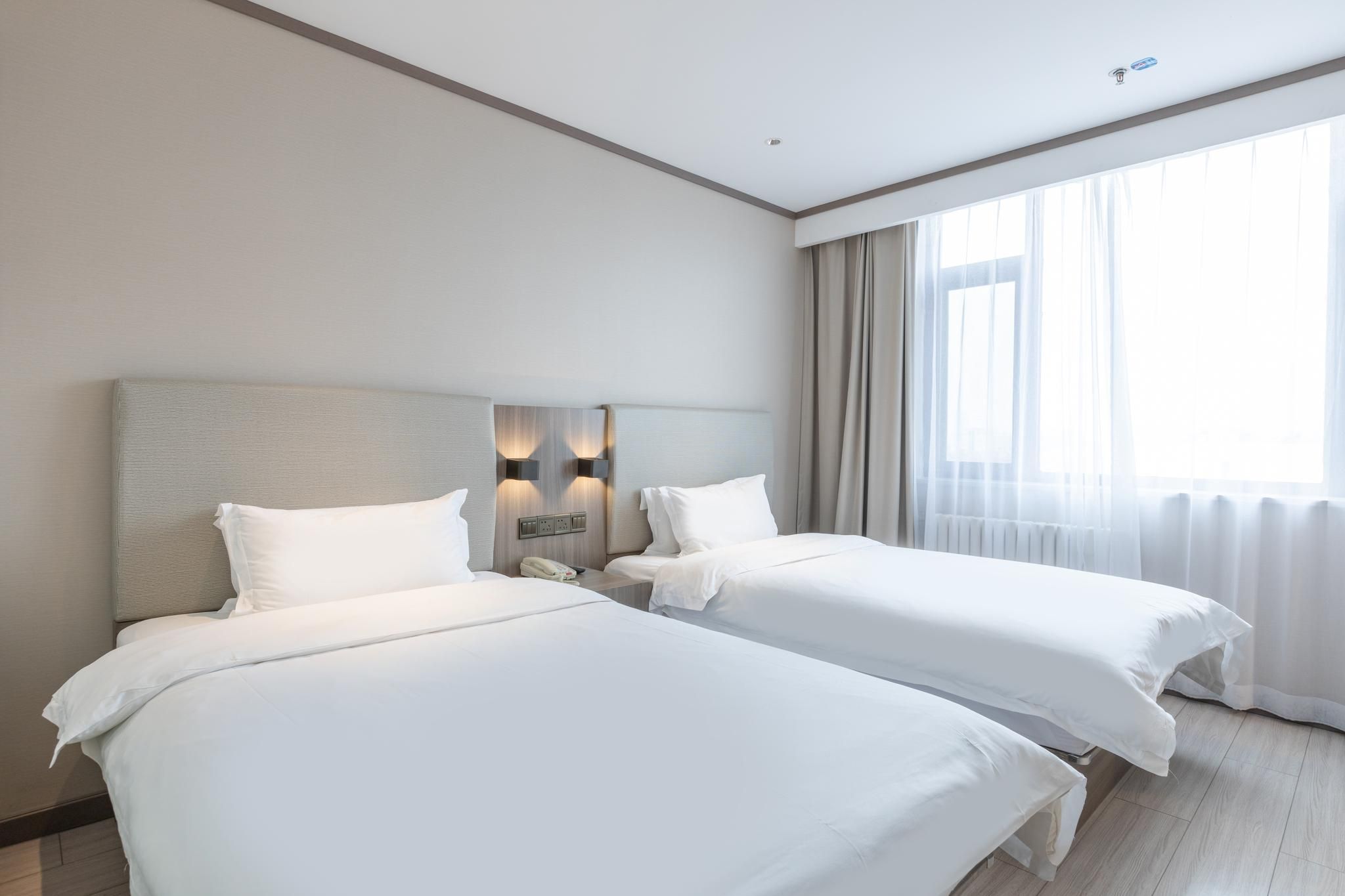 Senior Twin Room-Family