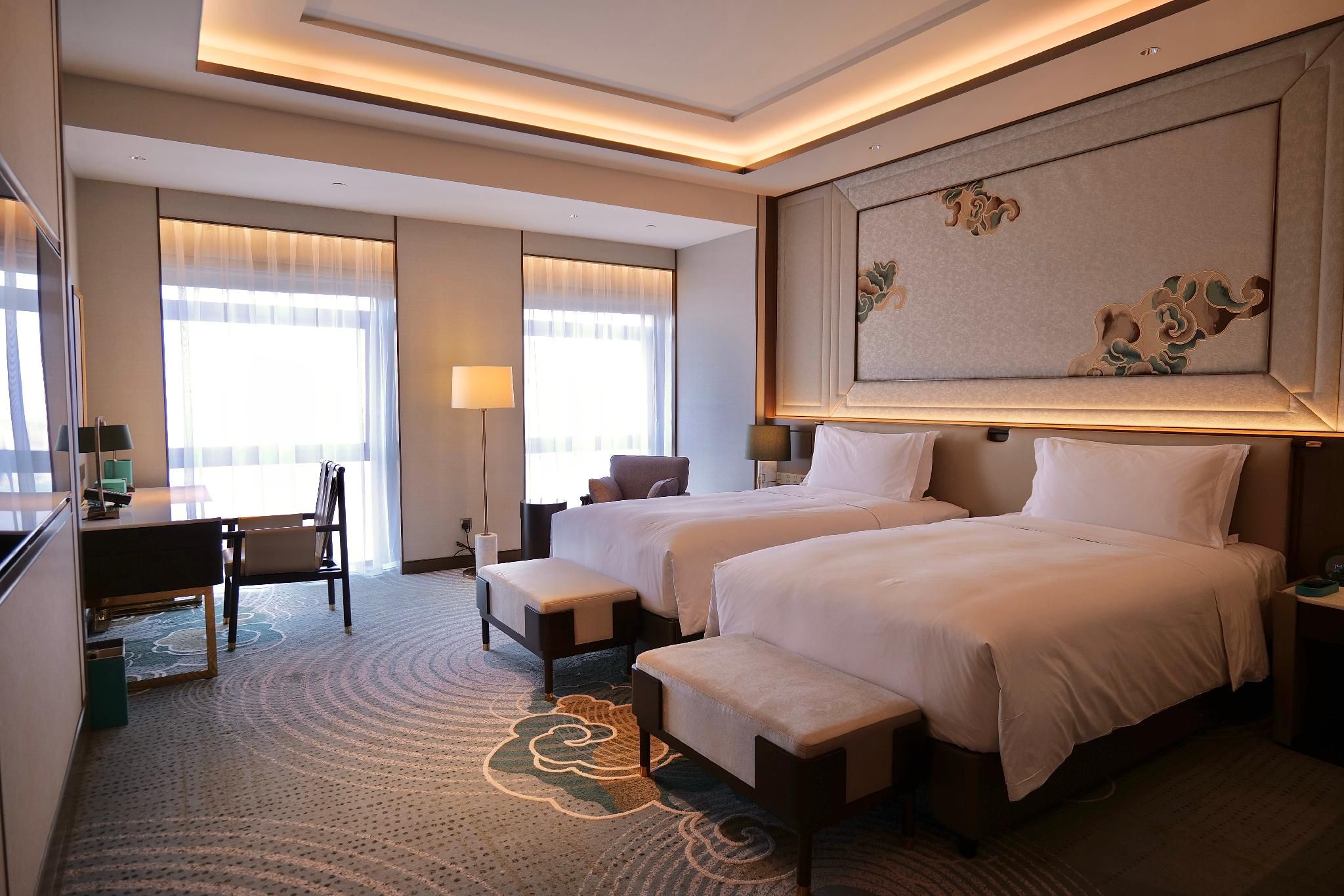 2 Bed Twin Superior Room