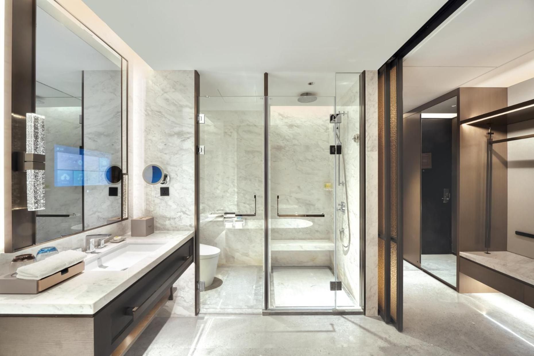 1 King Bed, Executive Room, Non-Smoking