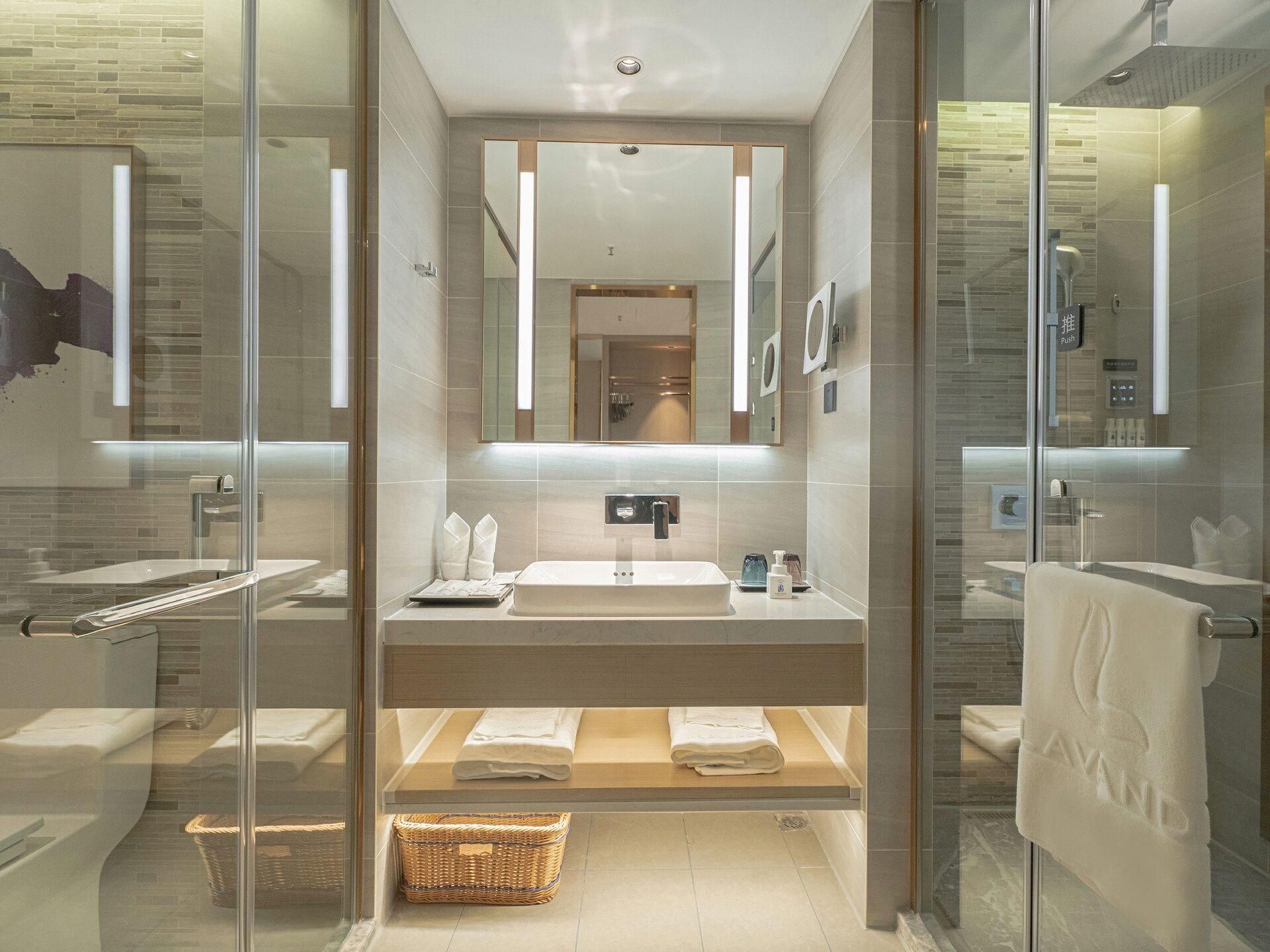 Deluxe Twin Bed Room