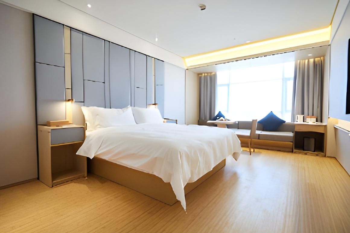 Huazhu - Superior BedRoom