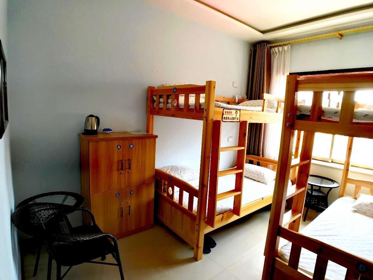 1 Person in 4-Bed Dormitory - Male Only