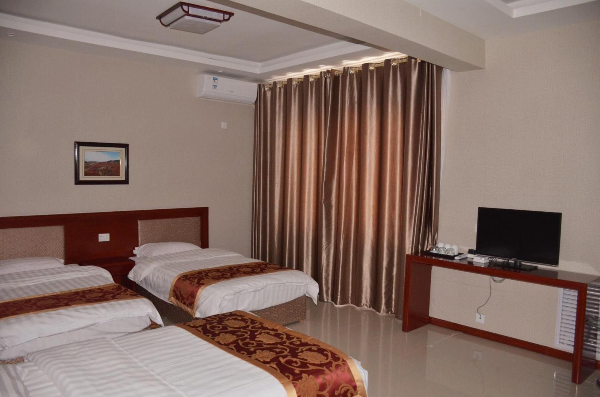 Standard Triple Room - Non-Smoking