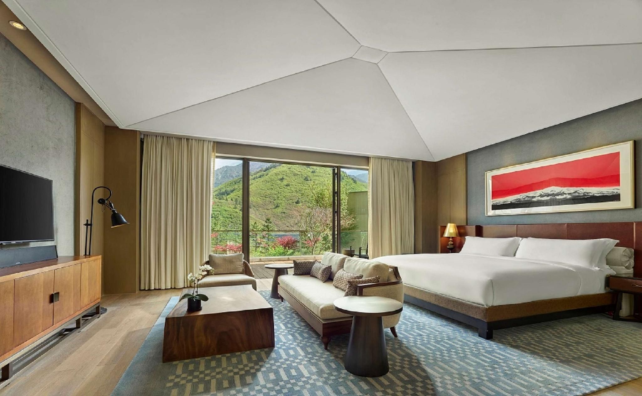 Conrad Jiuzhaigou King Presidential Suite
