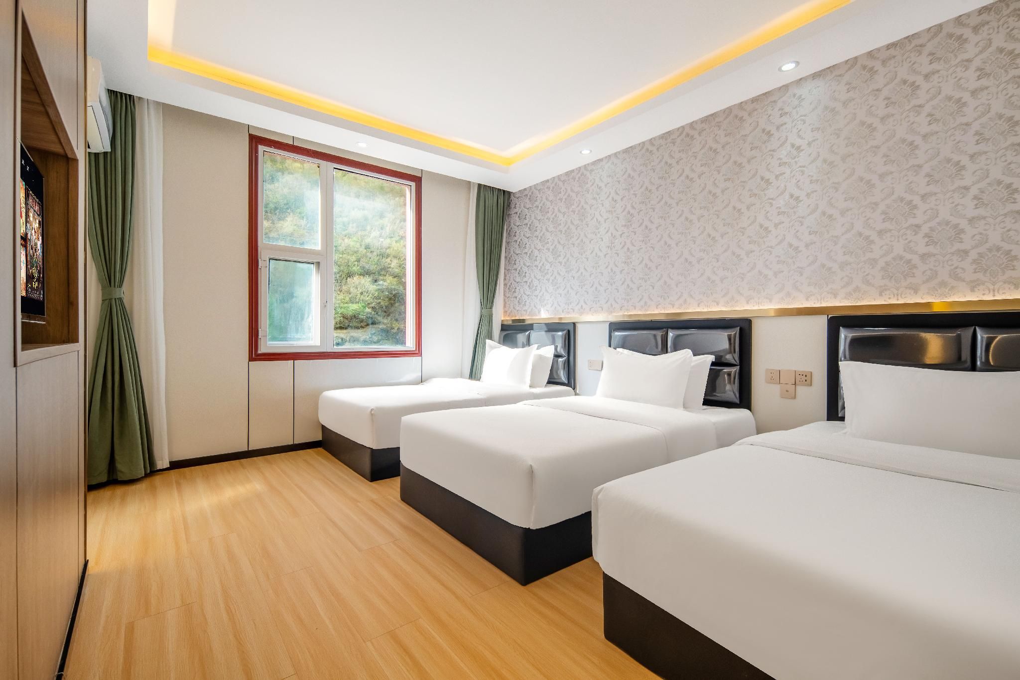 九寨沟登珠云海密境Jiuzhaigou Cloudy Hotel Family Triple Suite