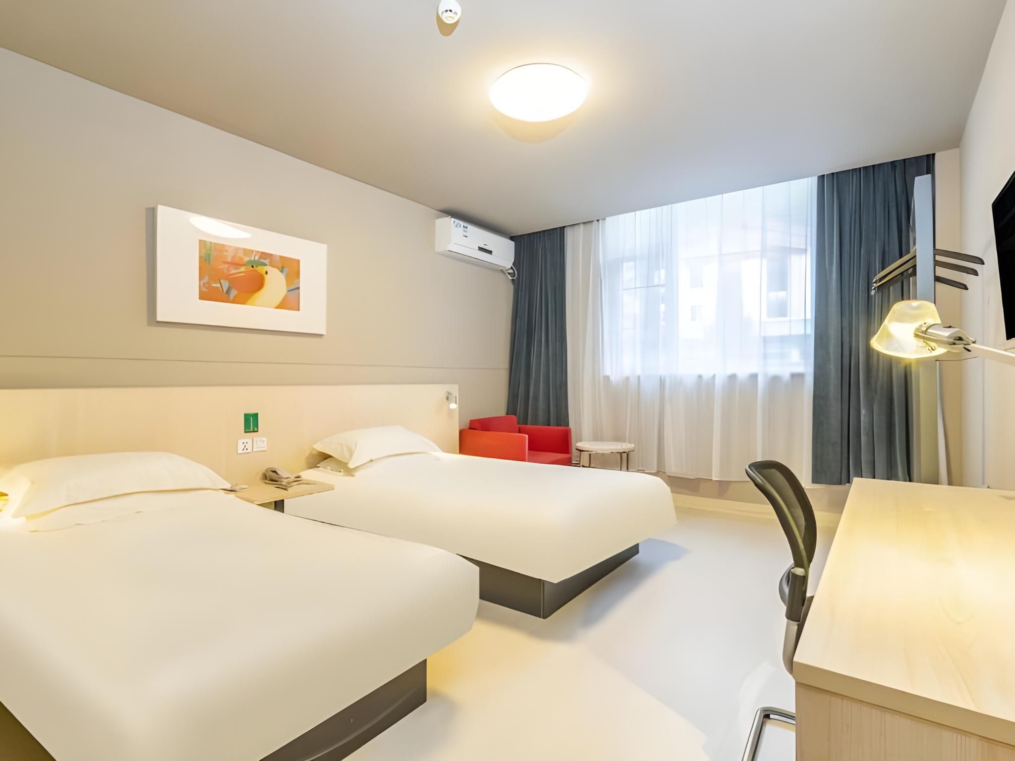 WH - Standard Daxiao Twin Room