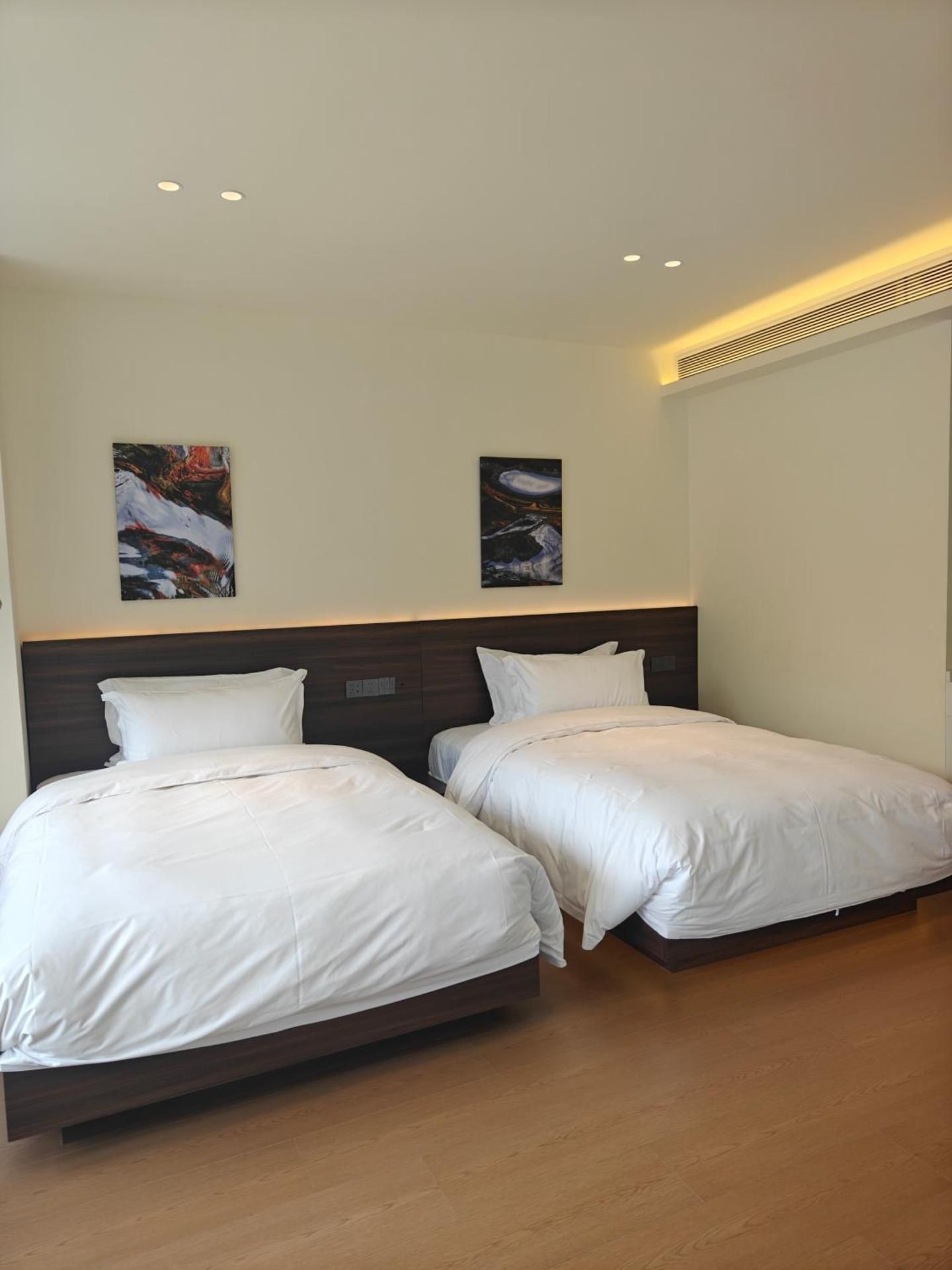 Twin Room with Bath