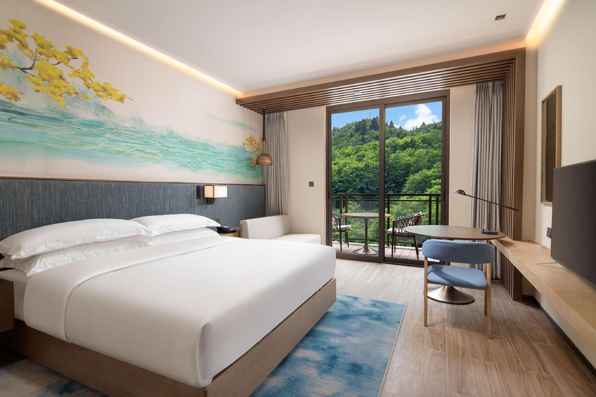 King Deluxe Room - Balcony