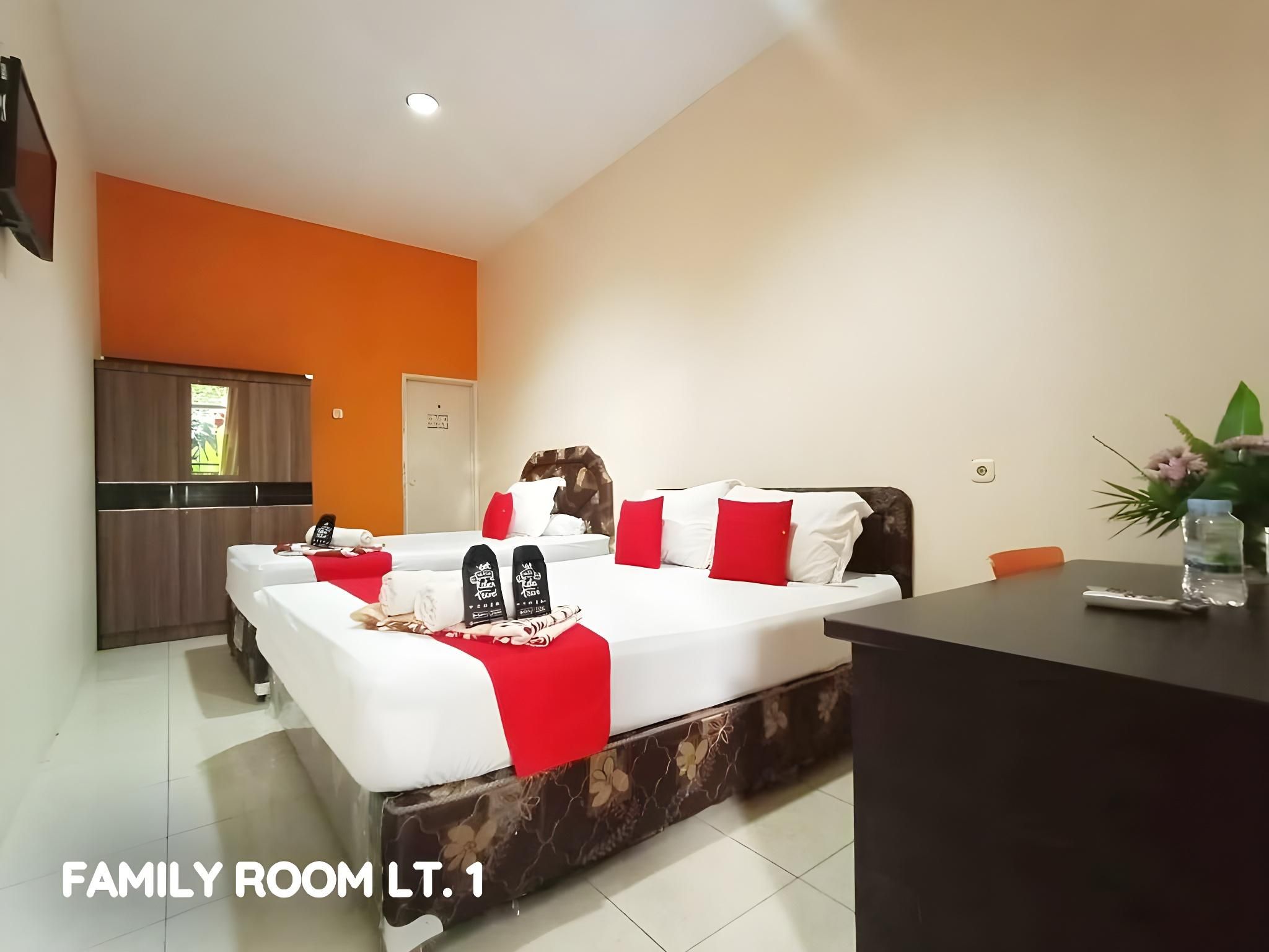 MY PLACE MALALAYANG MANADO Family Room for 3 People