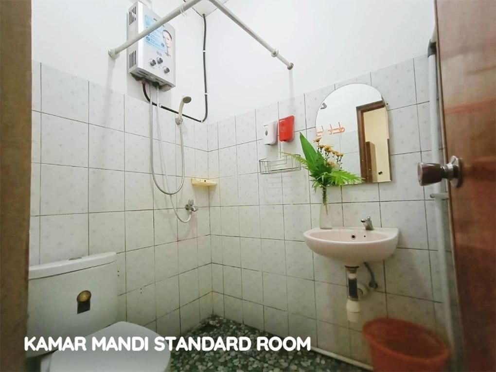 MY PLACE MALALAYANG MANADO Deluxe Double Room 3