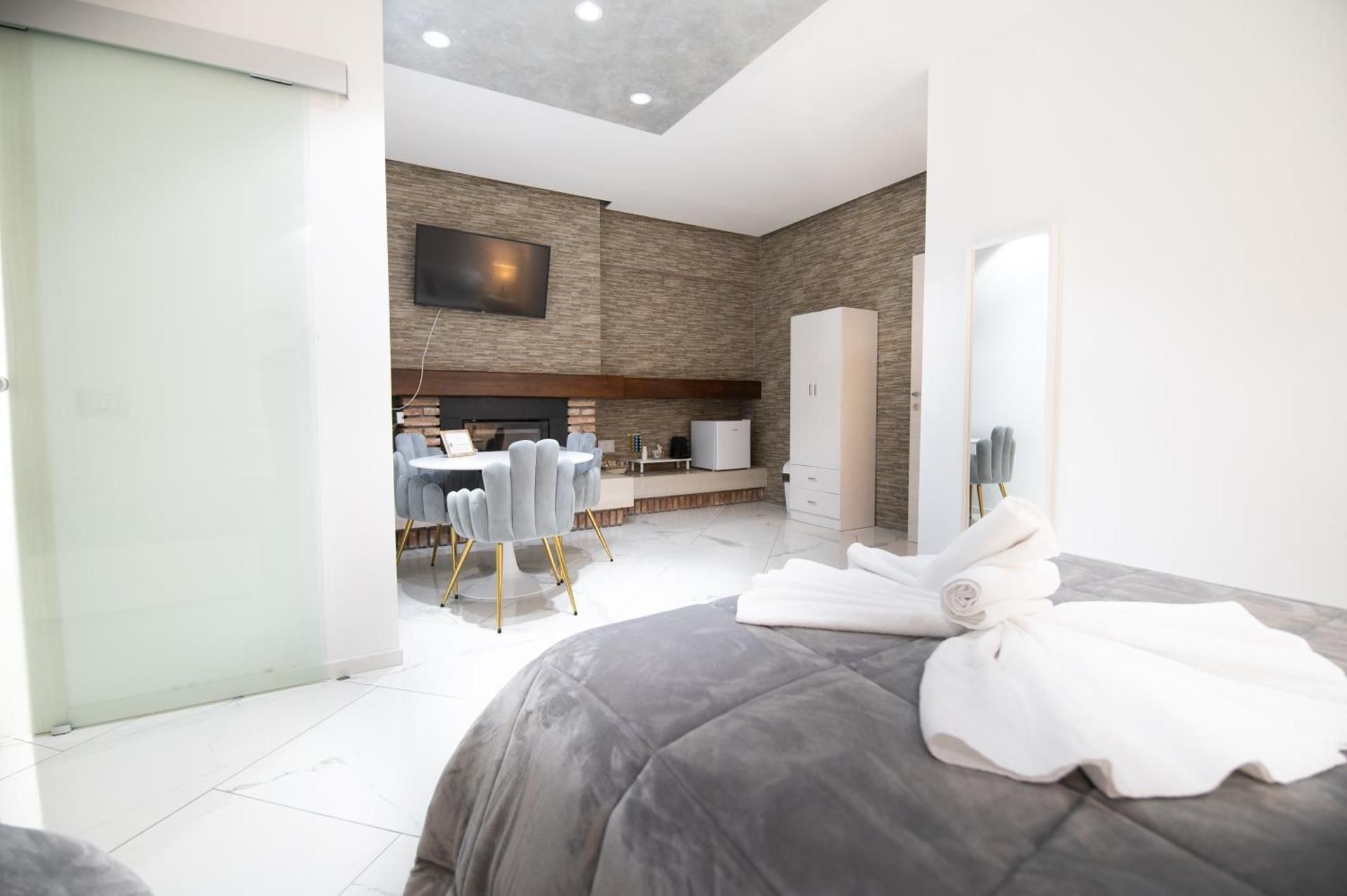 Junior Suite with Balcony