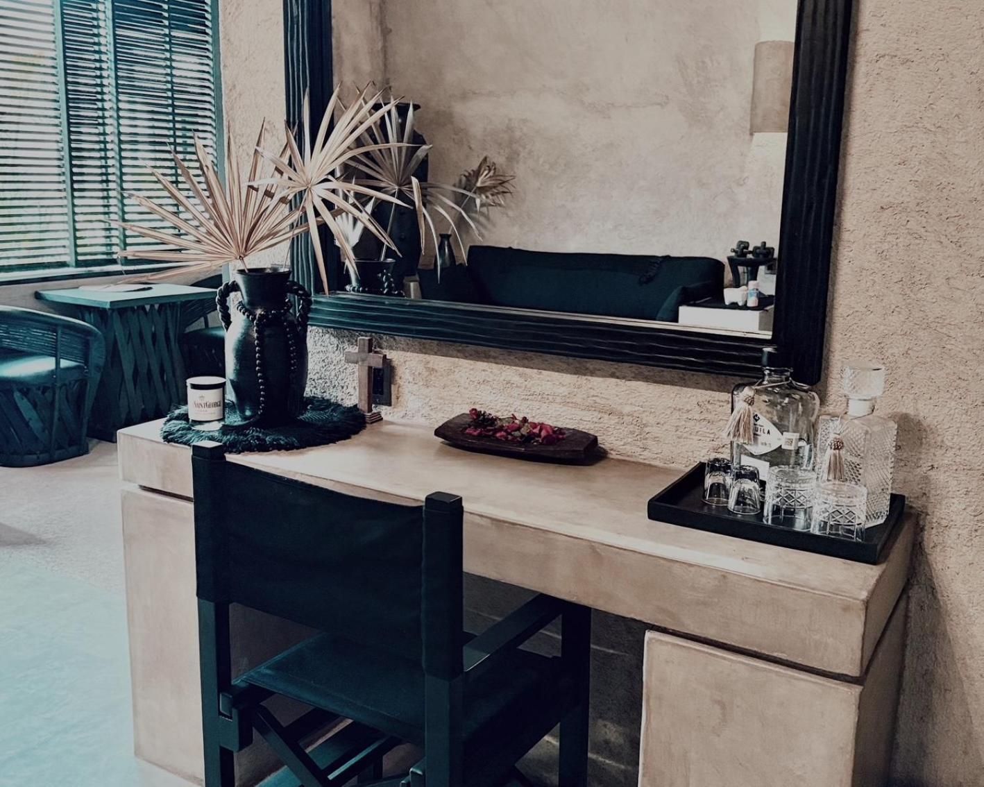Suite with Private Pool