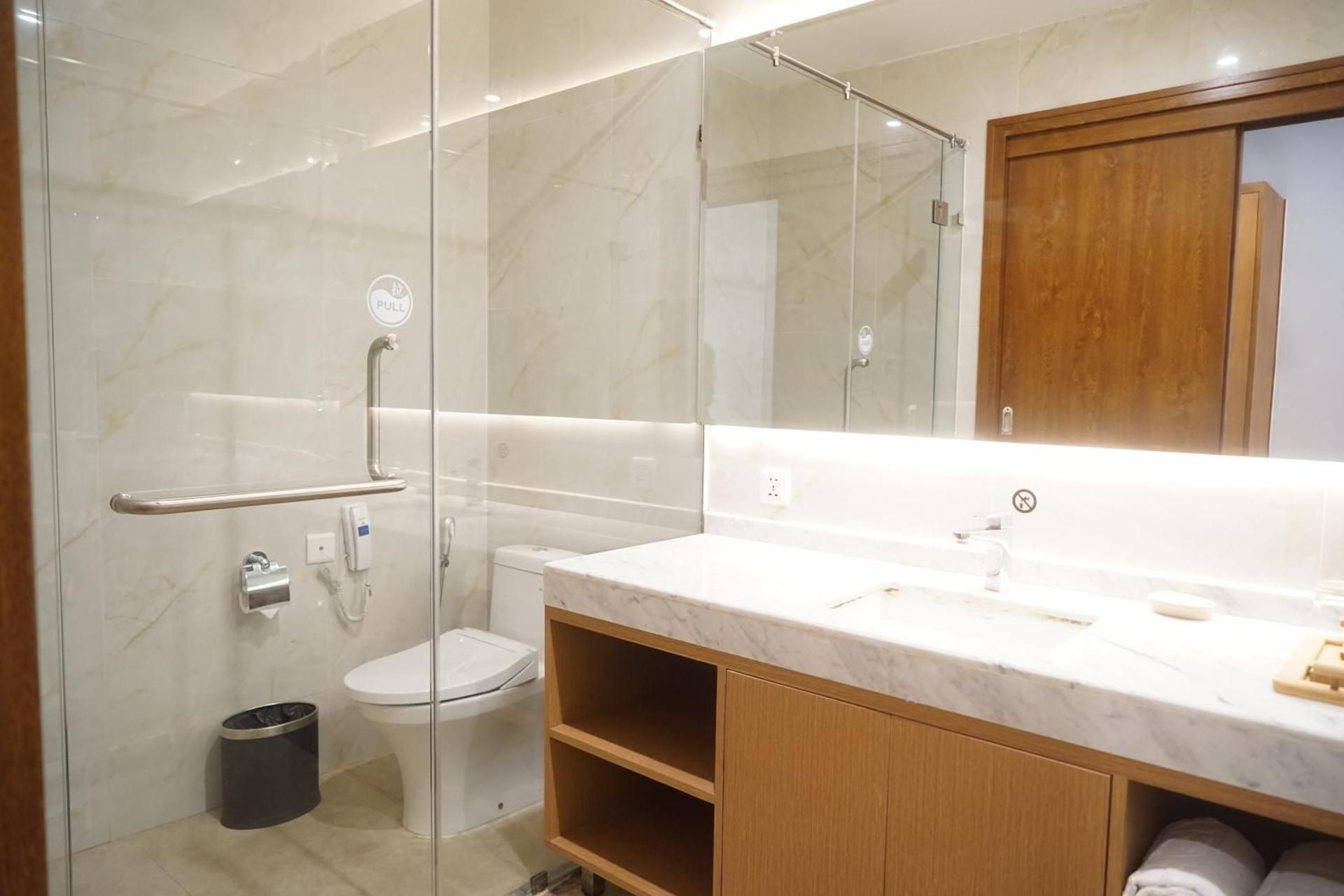 NDC Resort & Spa Manado Deluxe Lake View Twin Room 3